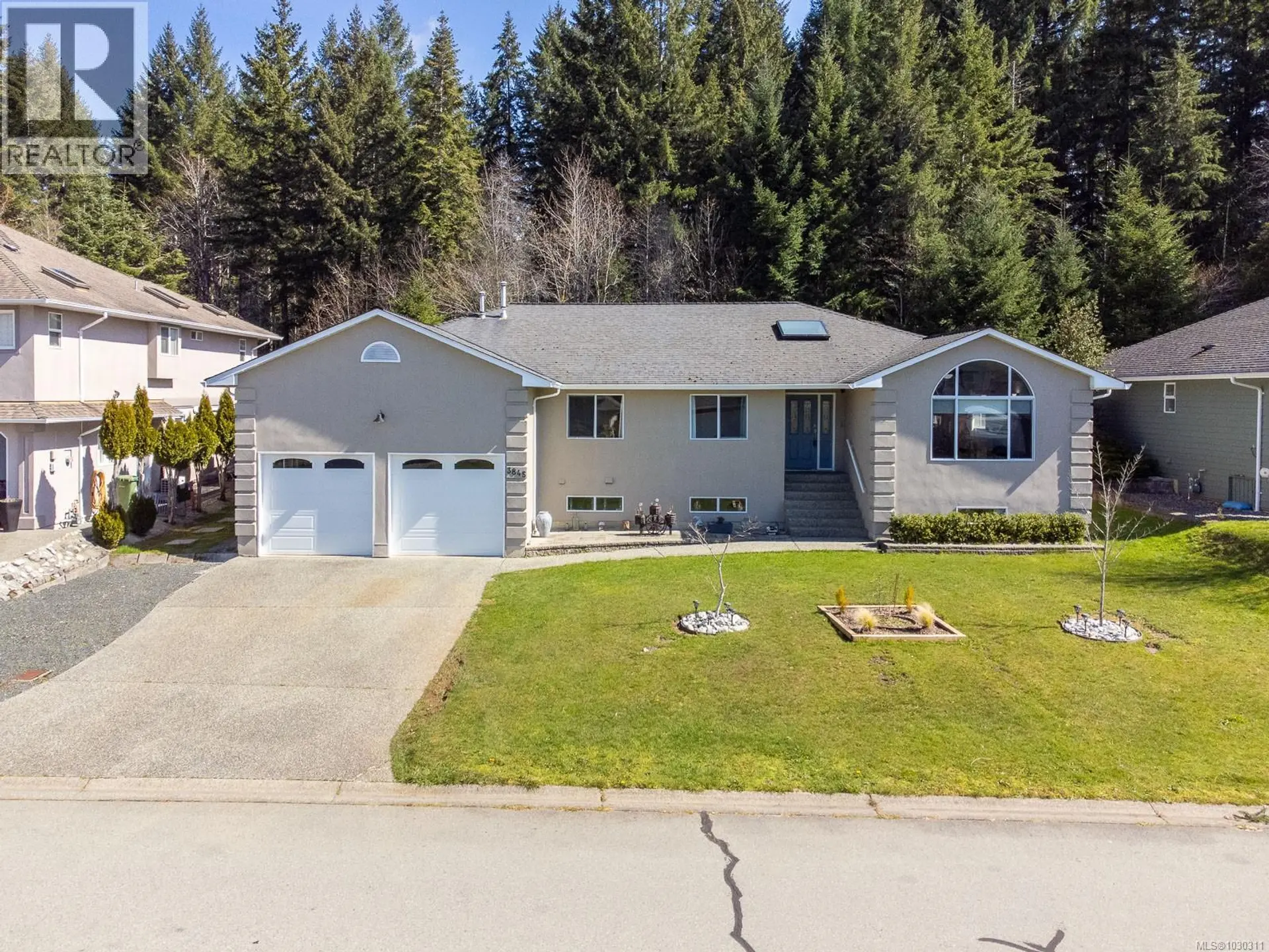 Property at 3845 Whittlestone Ave, Port Alberni, BC