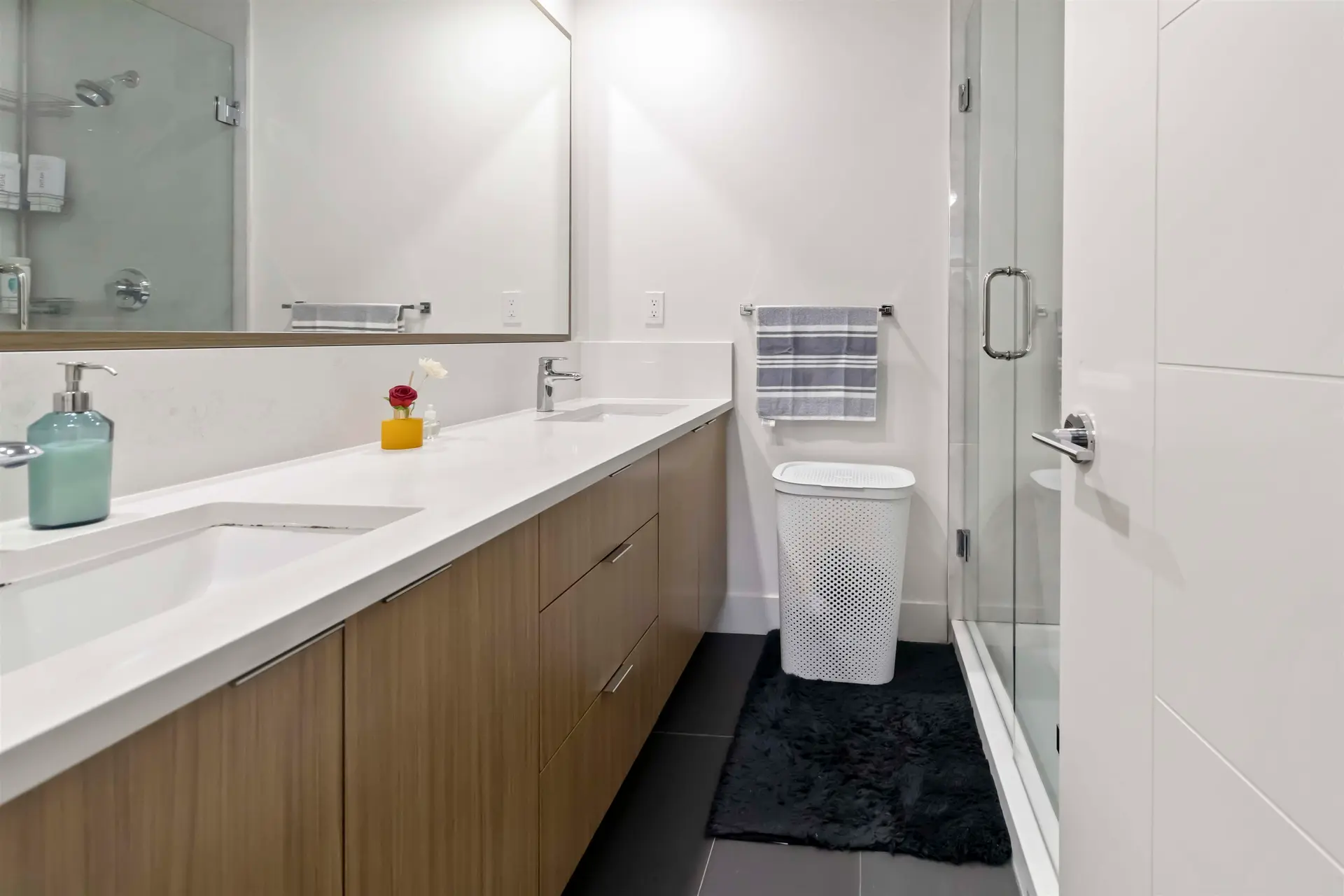 #41 11556 72a Avenue - Image 12