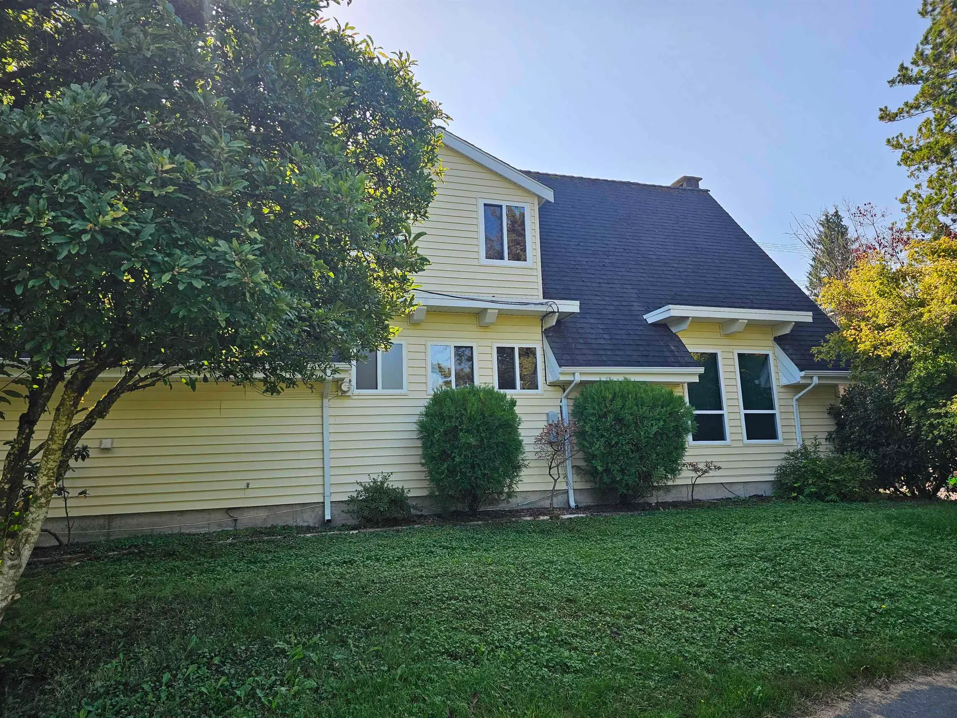Property at 19850 48 Avenue, Langley, BC