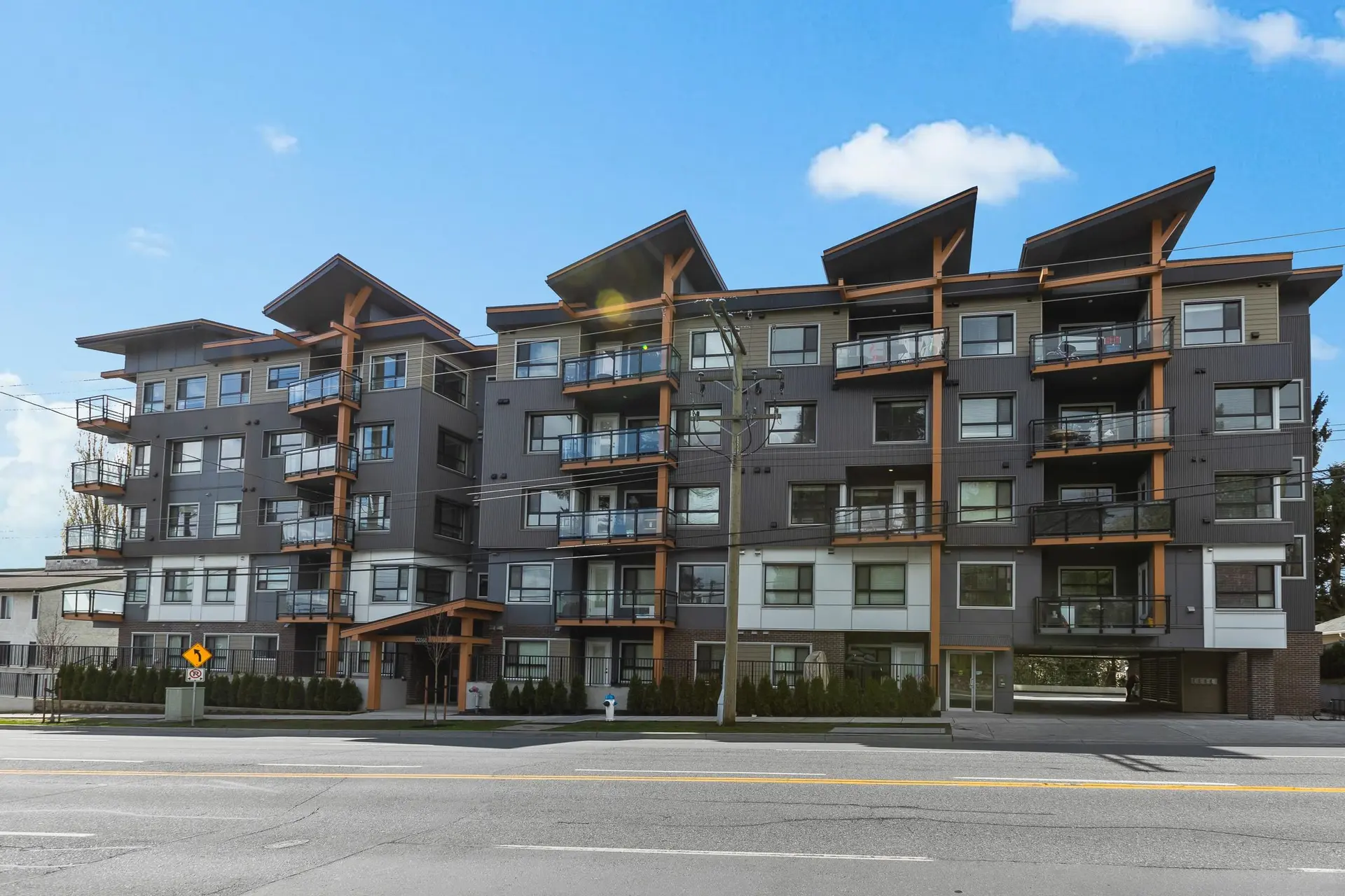 Property at #305 33568 George Ferguson Way, Abbotsford, BC