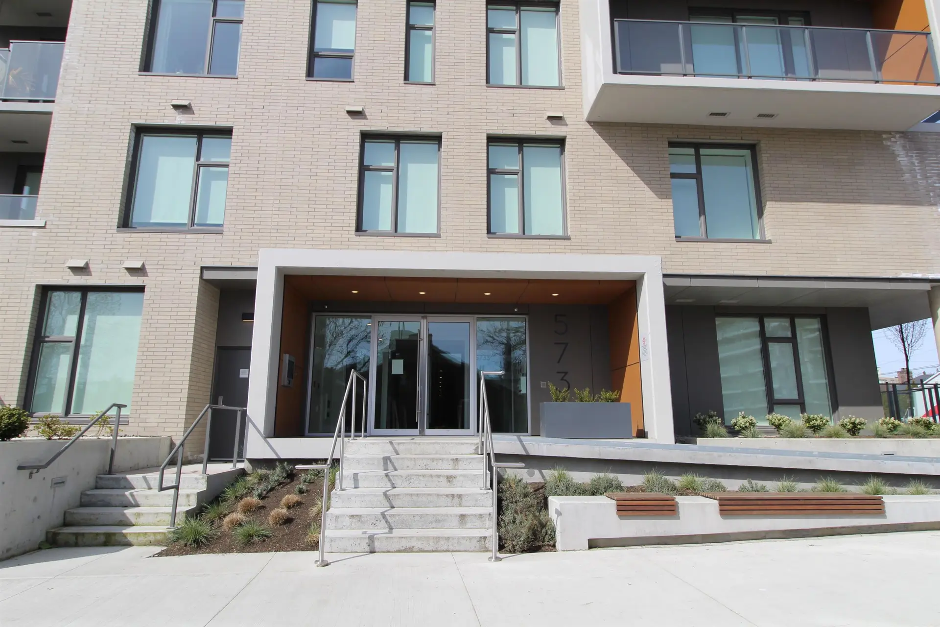 #206 5733 Alberta Street - Image 16