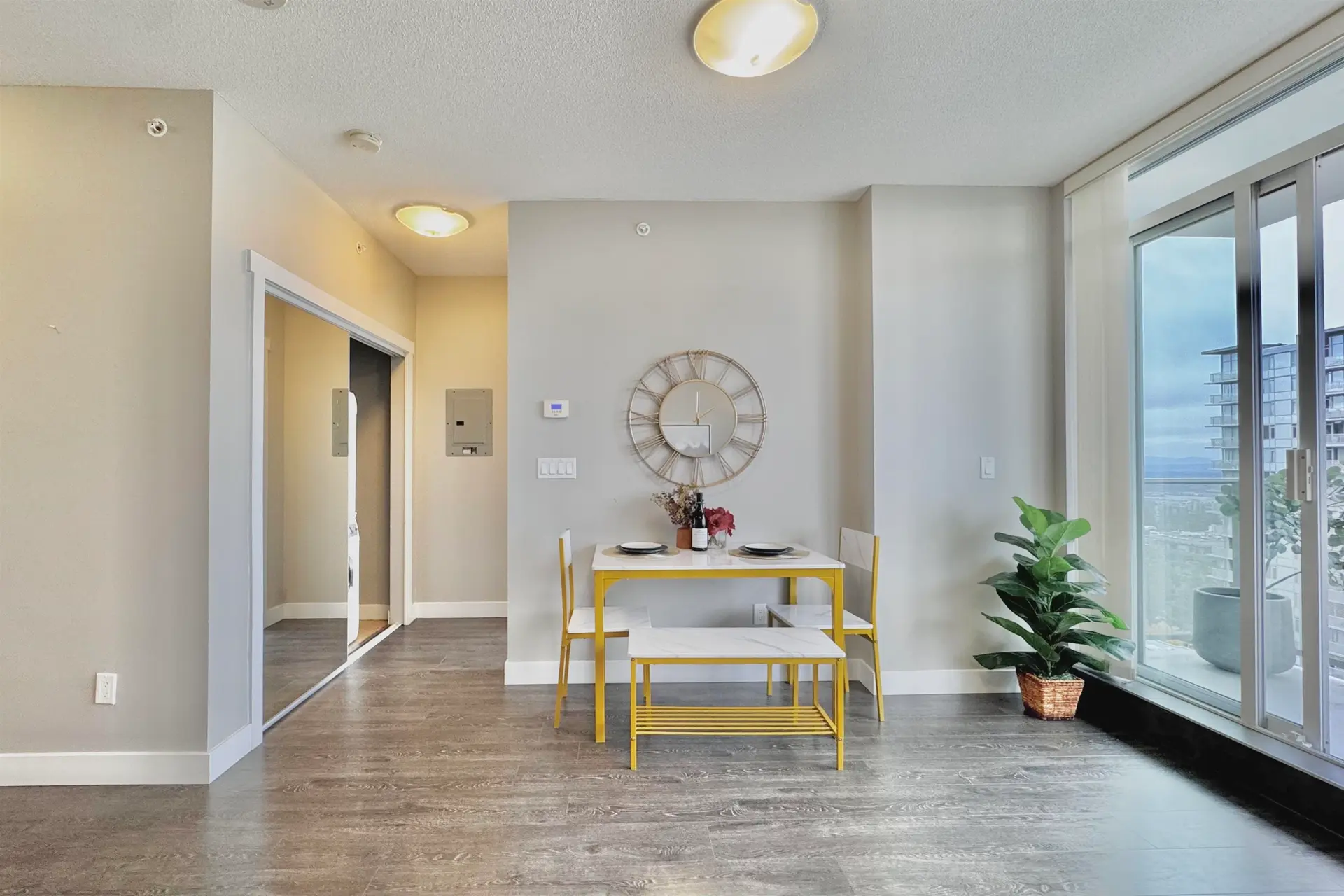 #1103 9025 Highland Court - Image 11