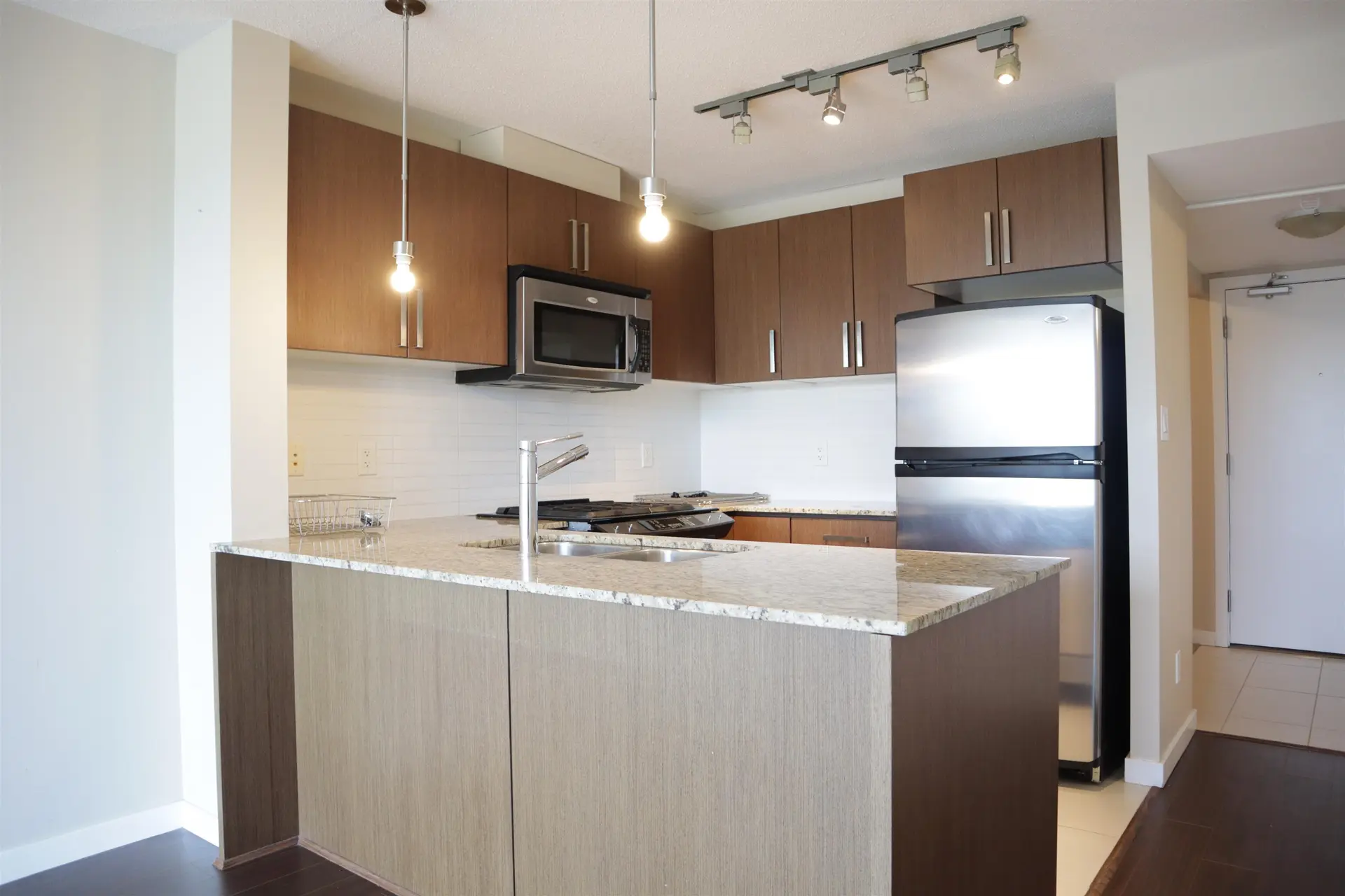 #2009 9868 Cameron Street - Image 2