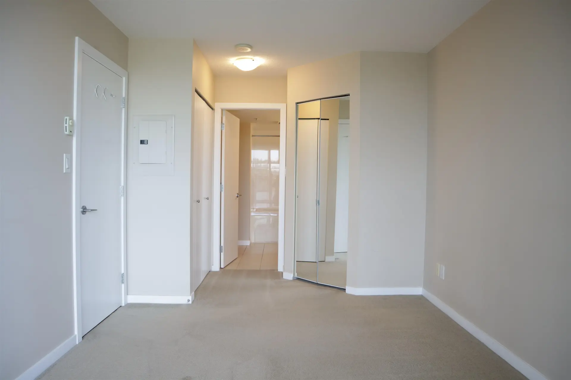 #2009 9868 Cameron Street - Image 6