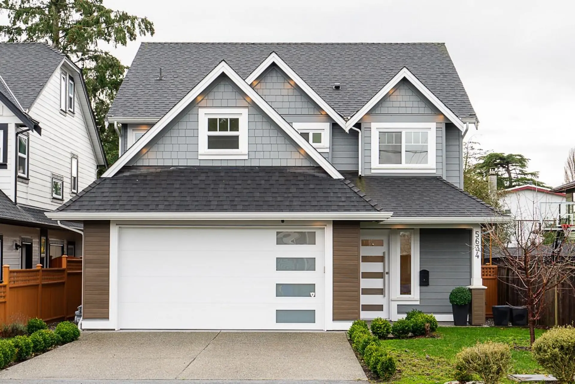 Property at 5634 52 Avenue, Delta, BC