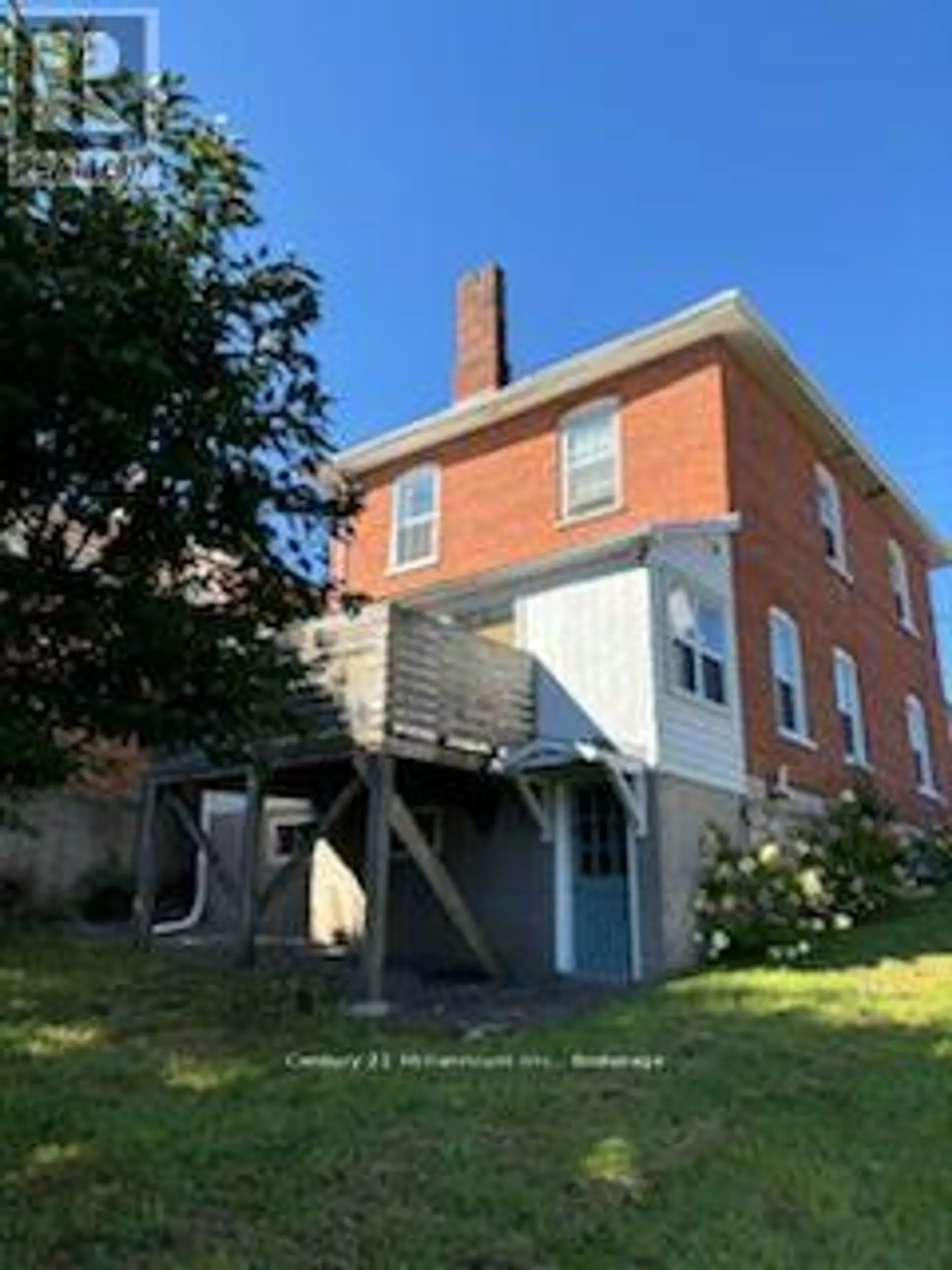 117 DURHAM STREET S - Image 10