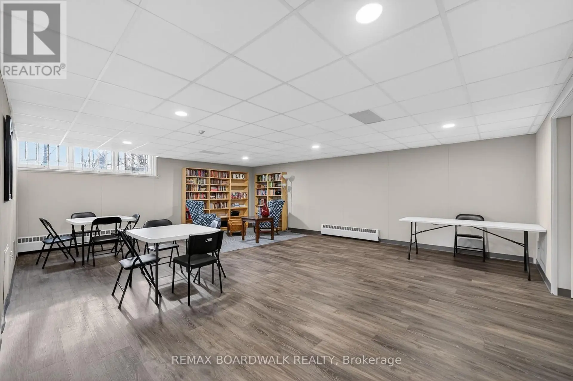 #407 1356 MEADOWLANDS DRIVE E - Image 16