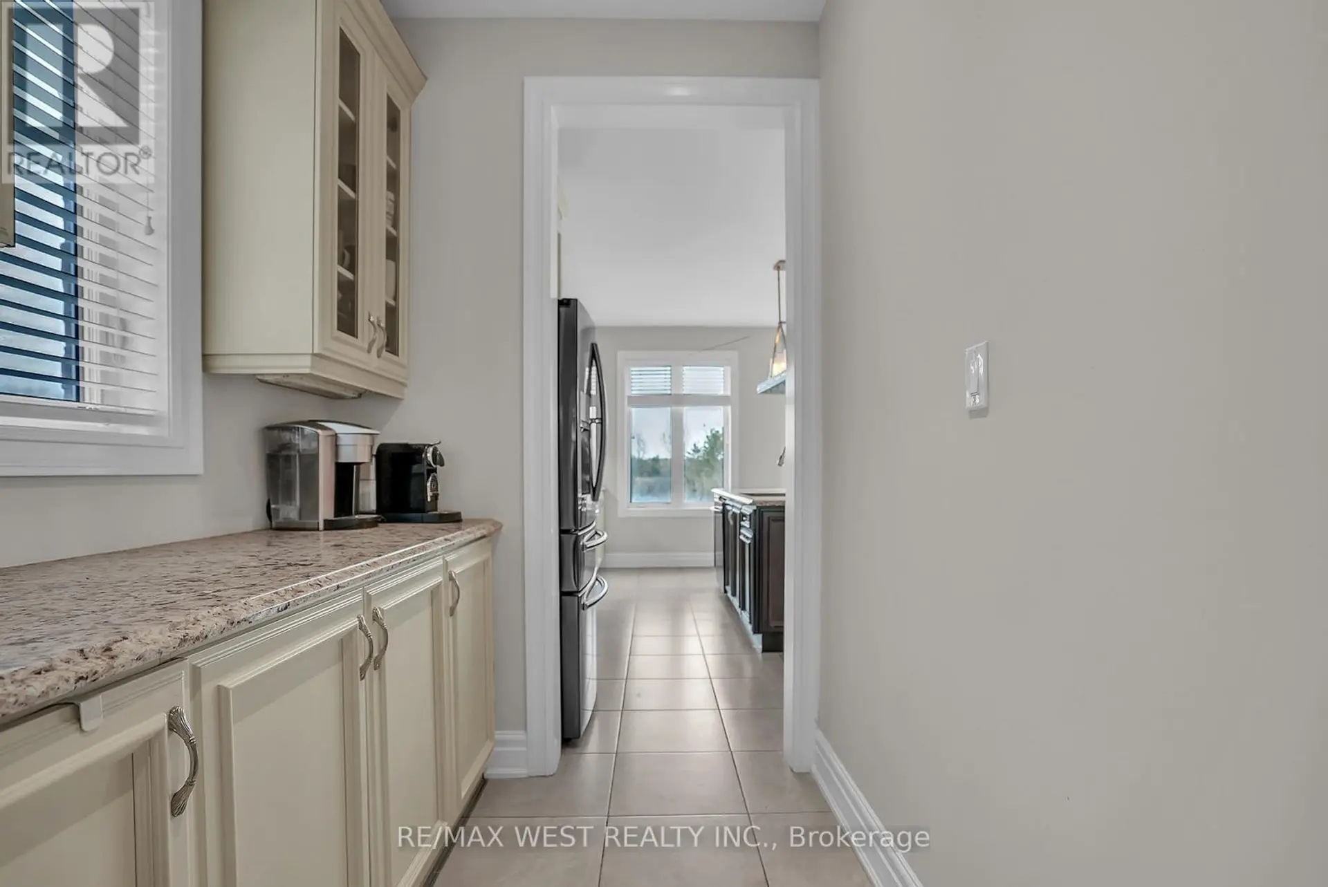 23 WEBB TRAIL - Image 4
