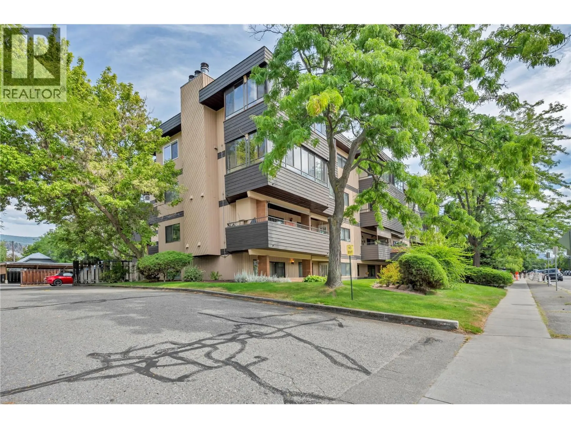 Property at #401 740 Winnipeg Street, Penticton, BC