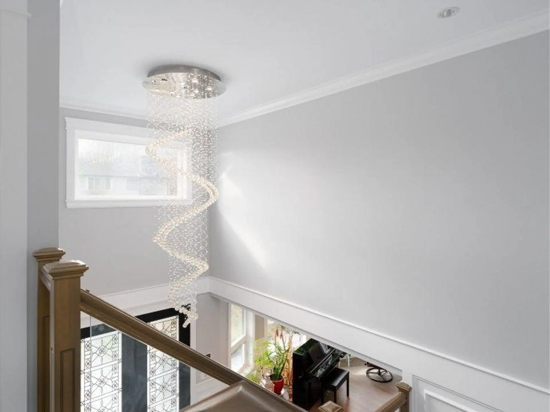 7626 Hedley Avenue - Image 7