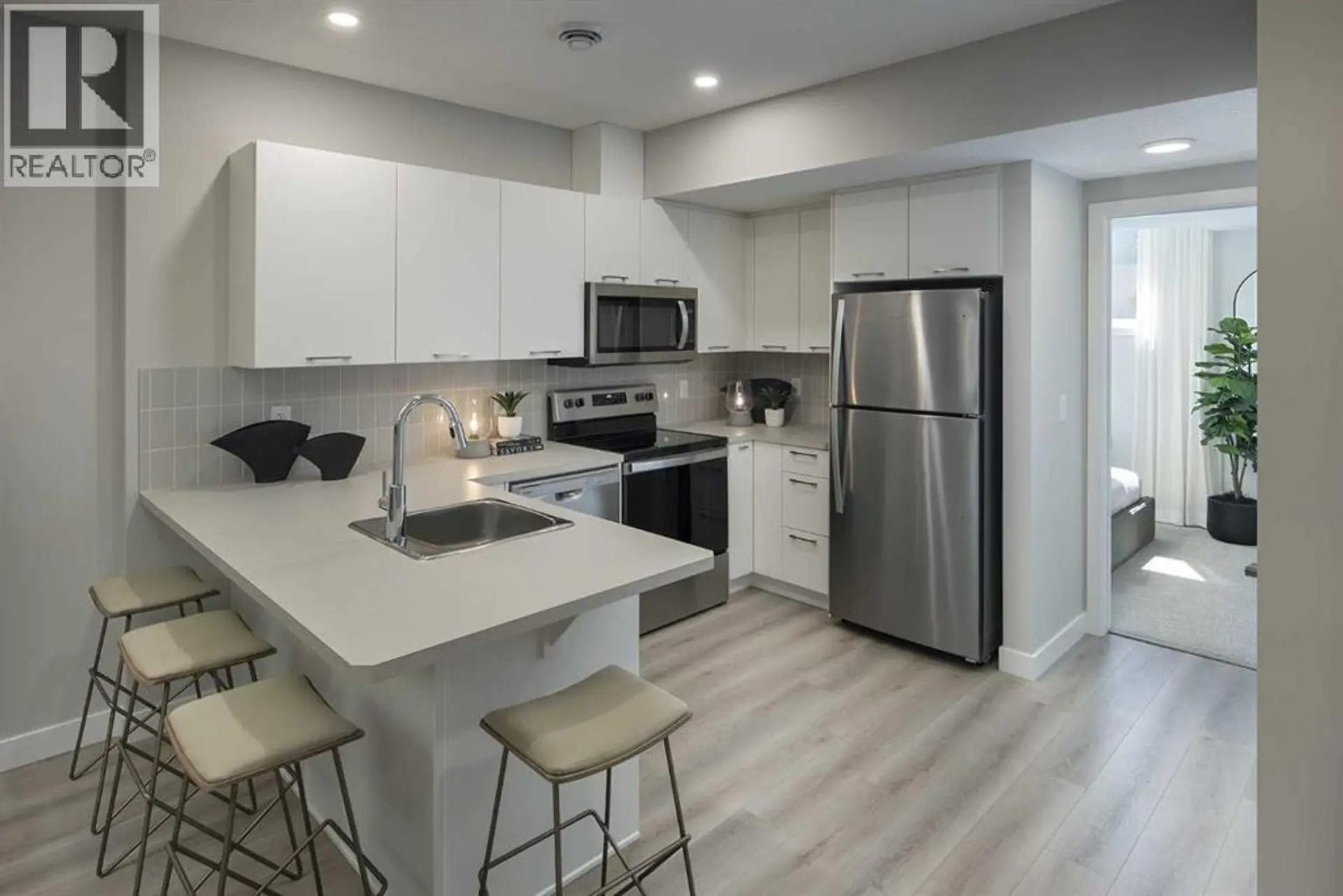 51 HEARTWOOD VILLAS SE - Image 10