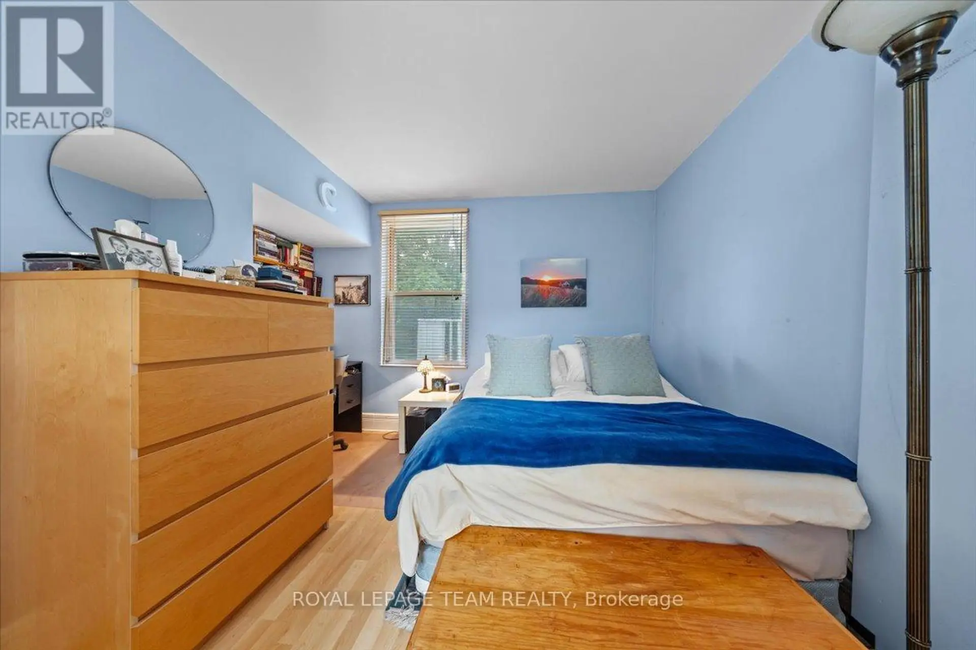 152 GLEBE AVENUE - Image 8