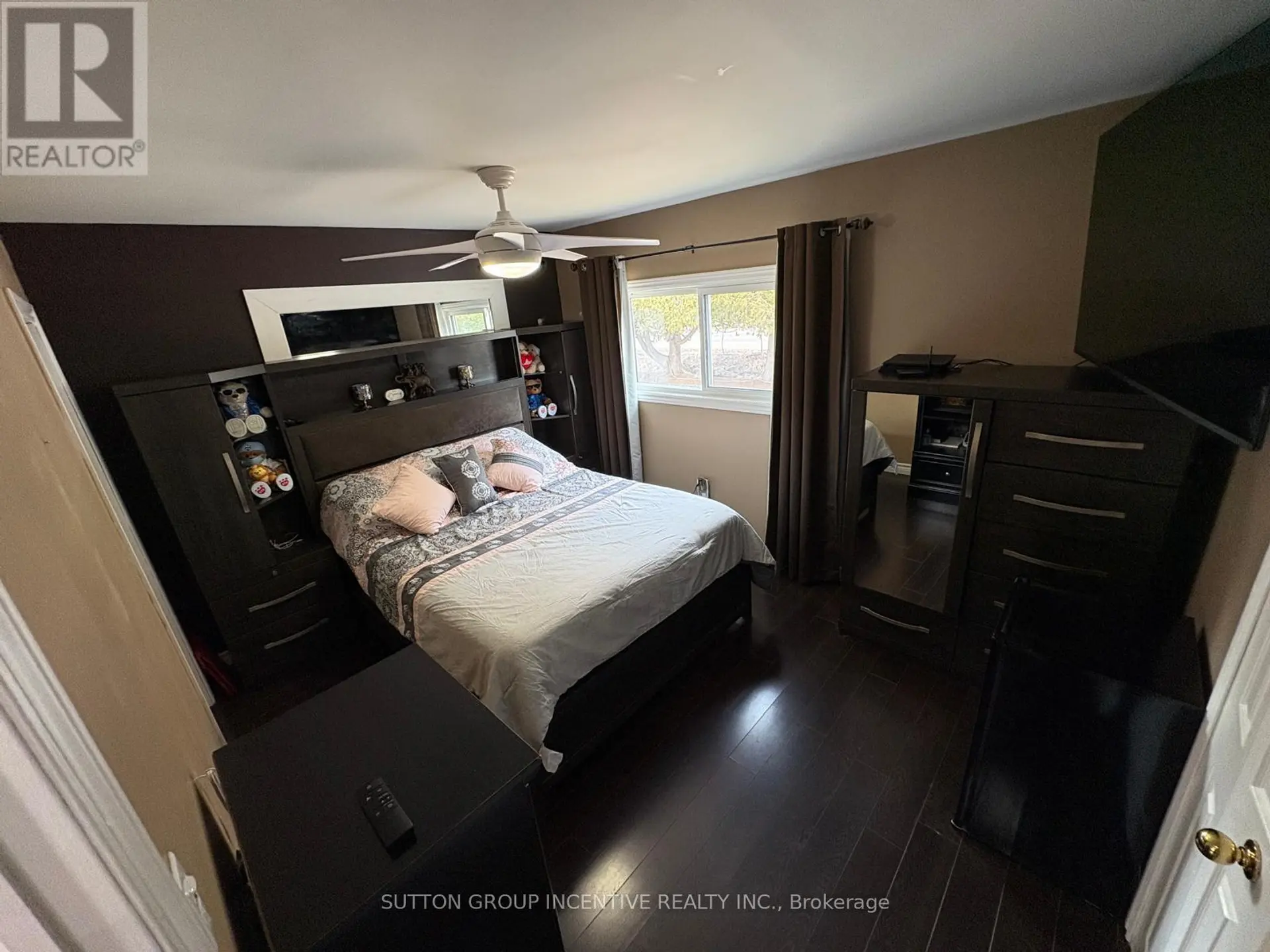 1672 ST JOHNS ROAD - Image 14
