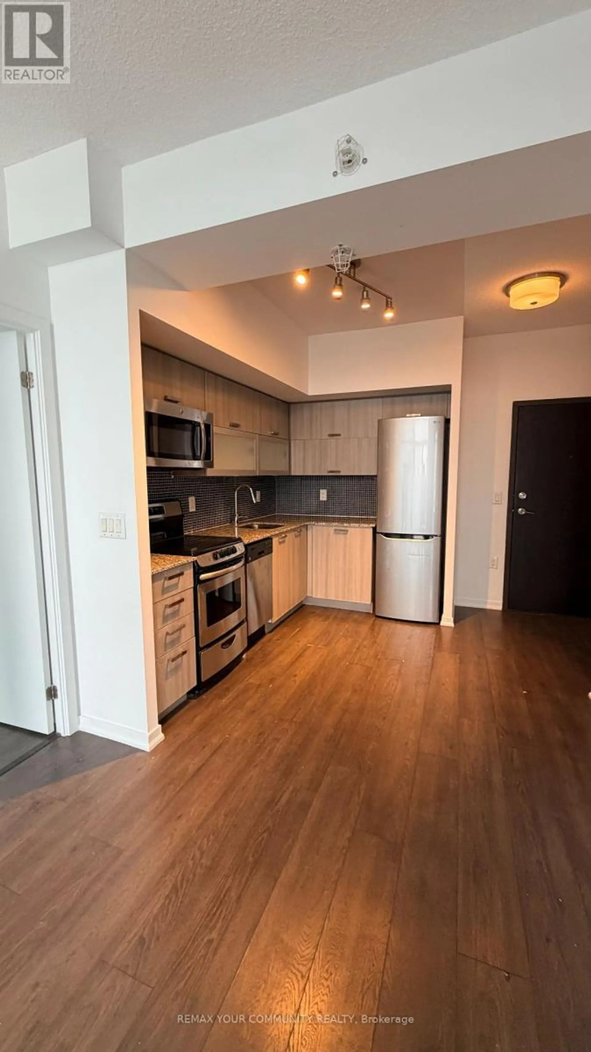 #1511 36 LISGAR STREET - Image 3