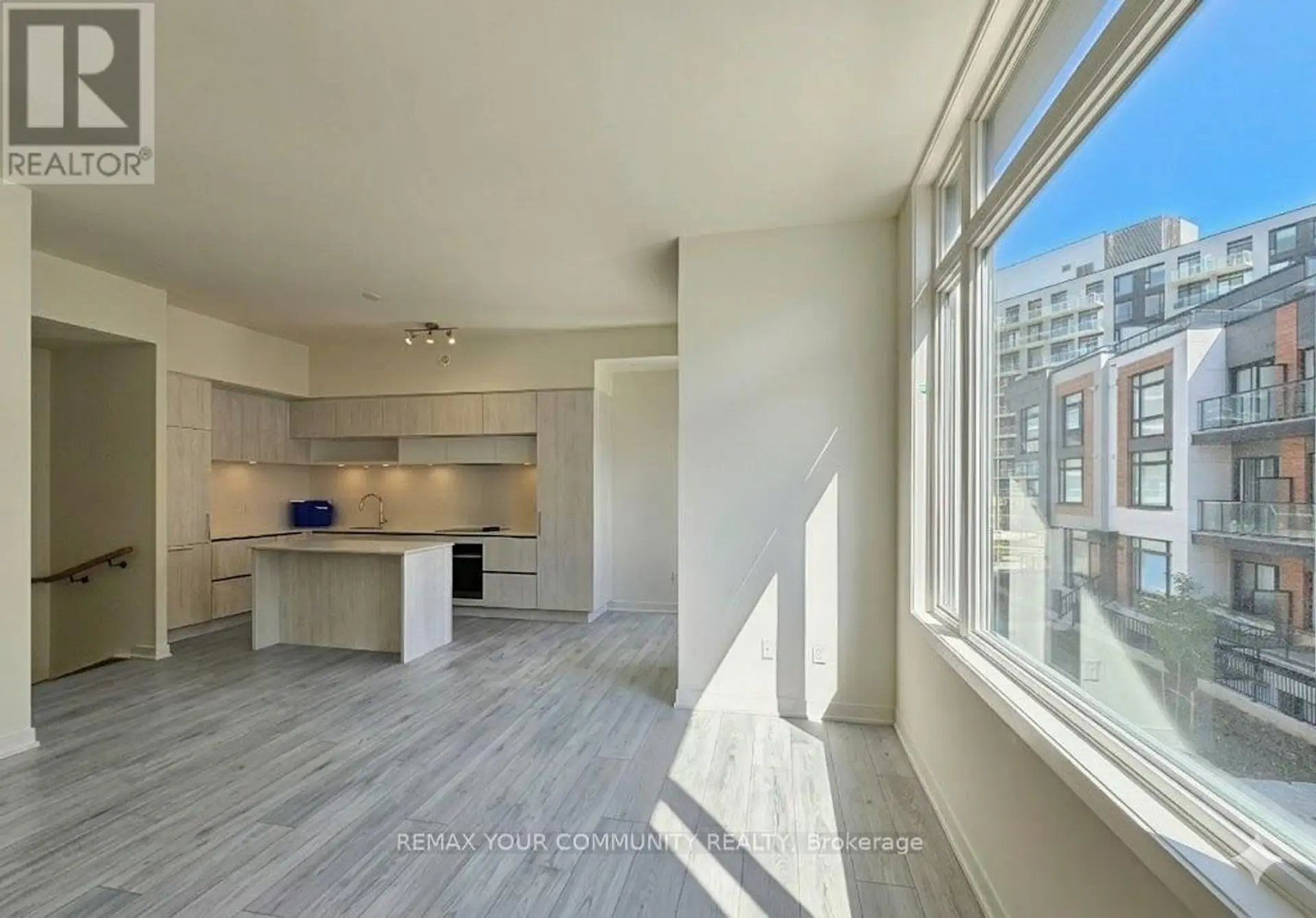 #1406 15 DAVID EYER ROAD W - Image 4