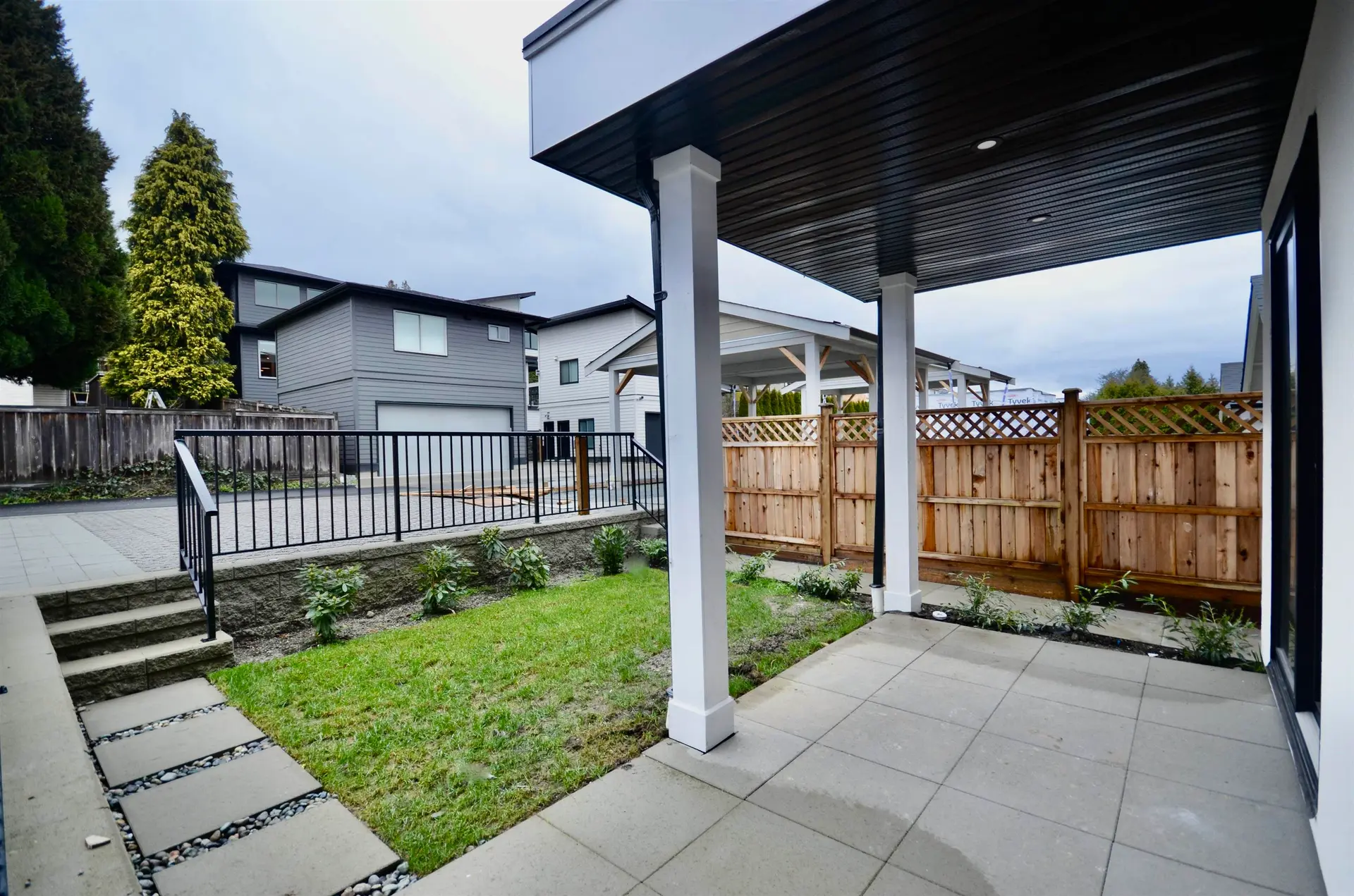 #104 901 Edgar Avenue - Image 8