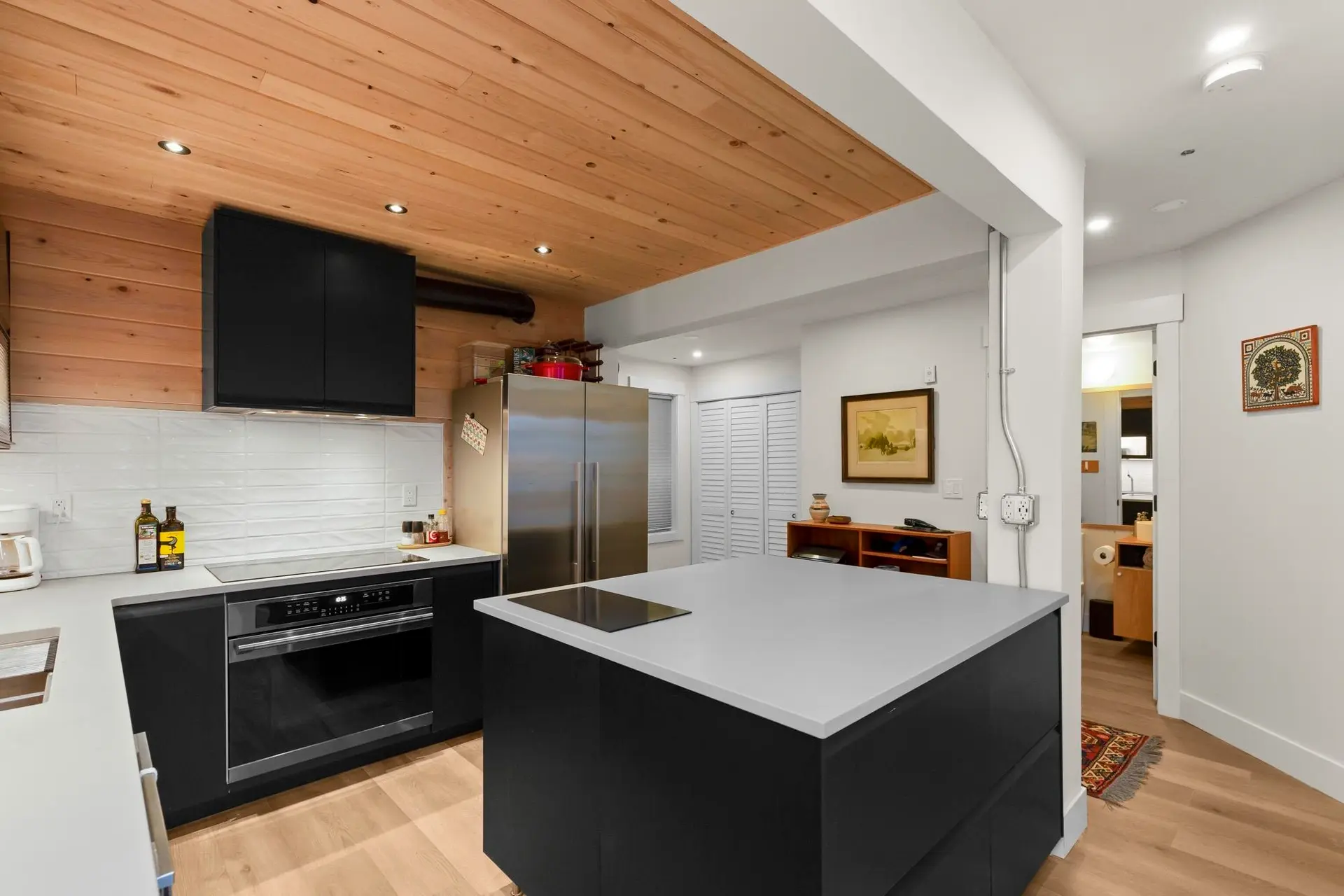 #113 33165 2 Avenue - Image 2