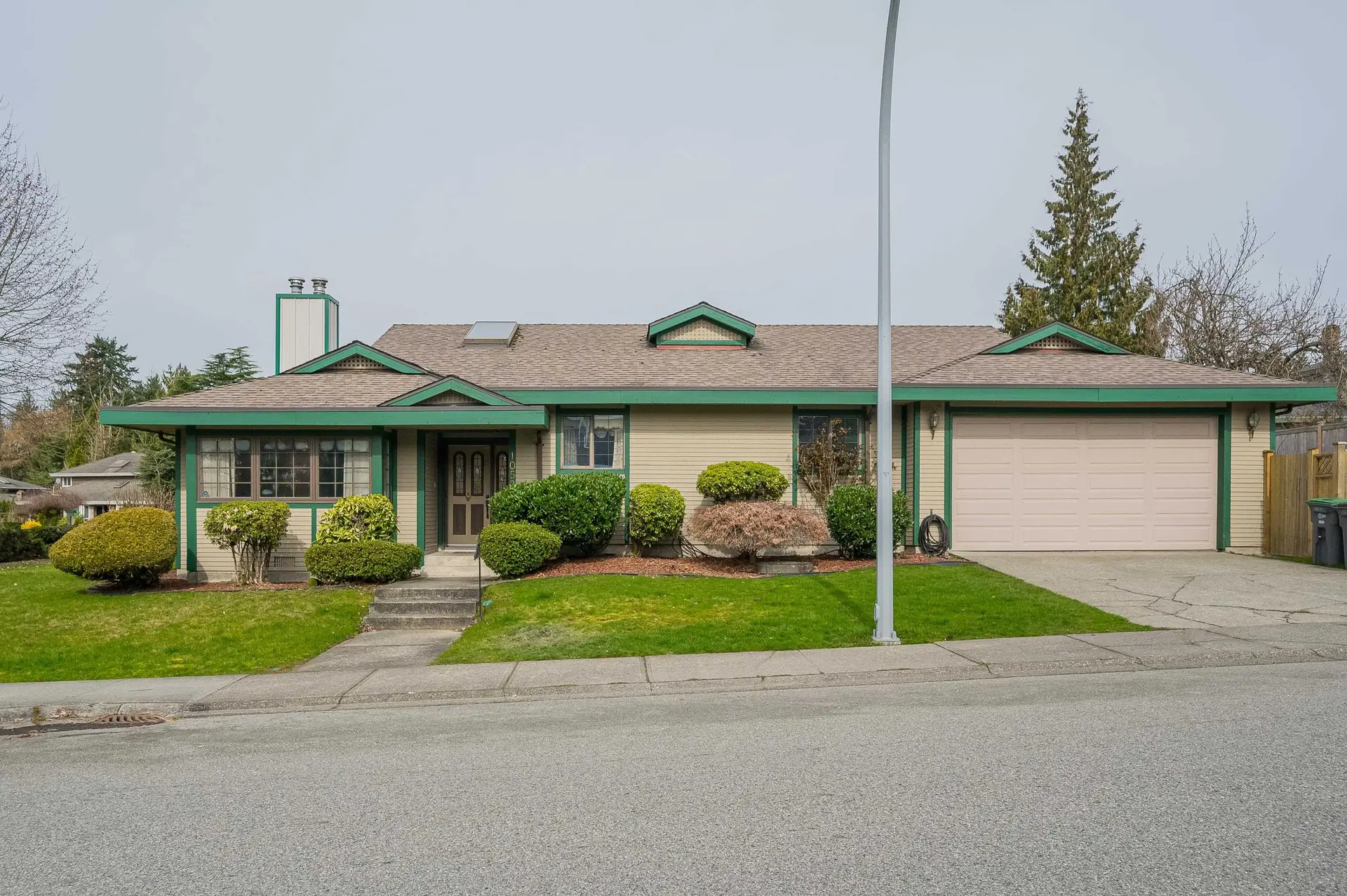 Property at 10523 Fraserglen Drive, Surrey, BC
