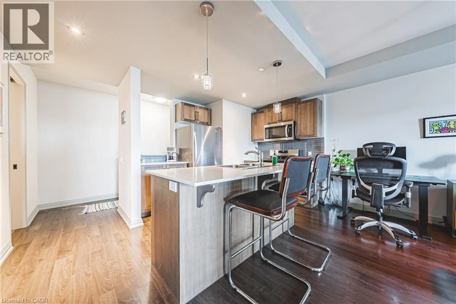 #503 181 JAMES STREET N - Image 6