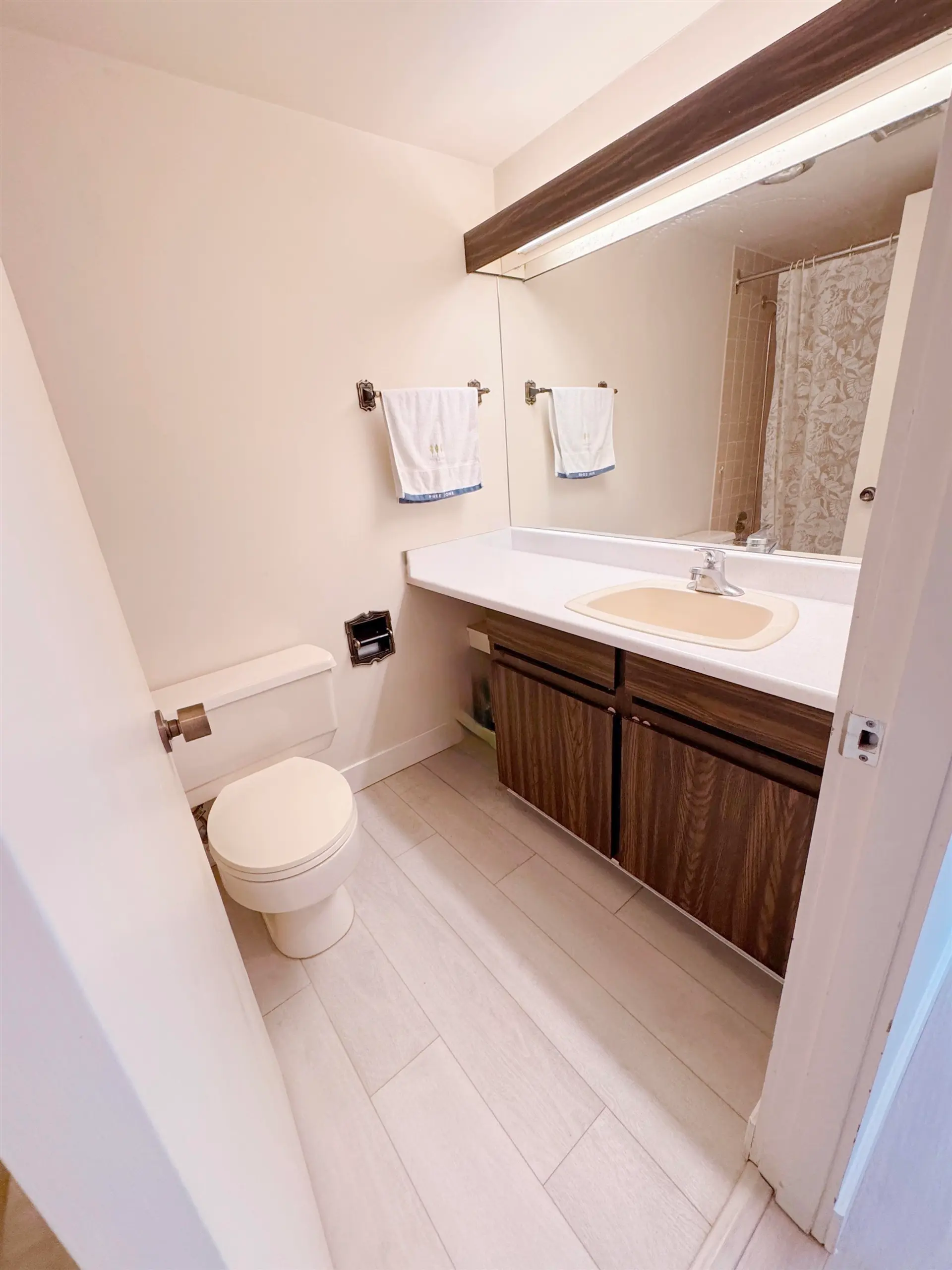 #1802 5645 Barker Avenue - Image 6