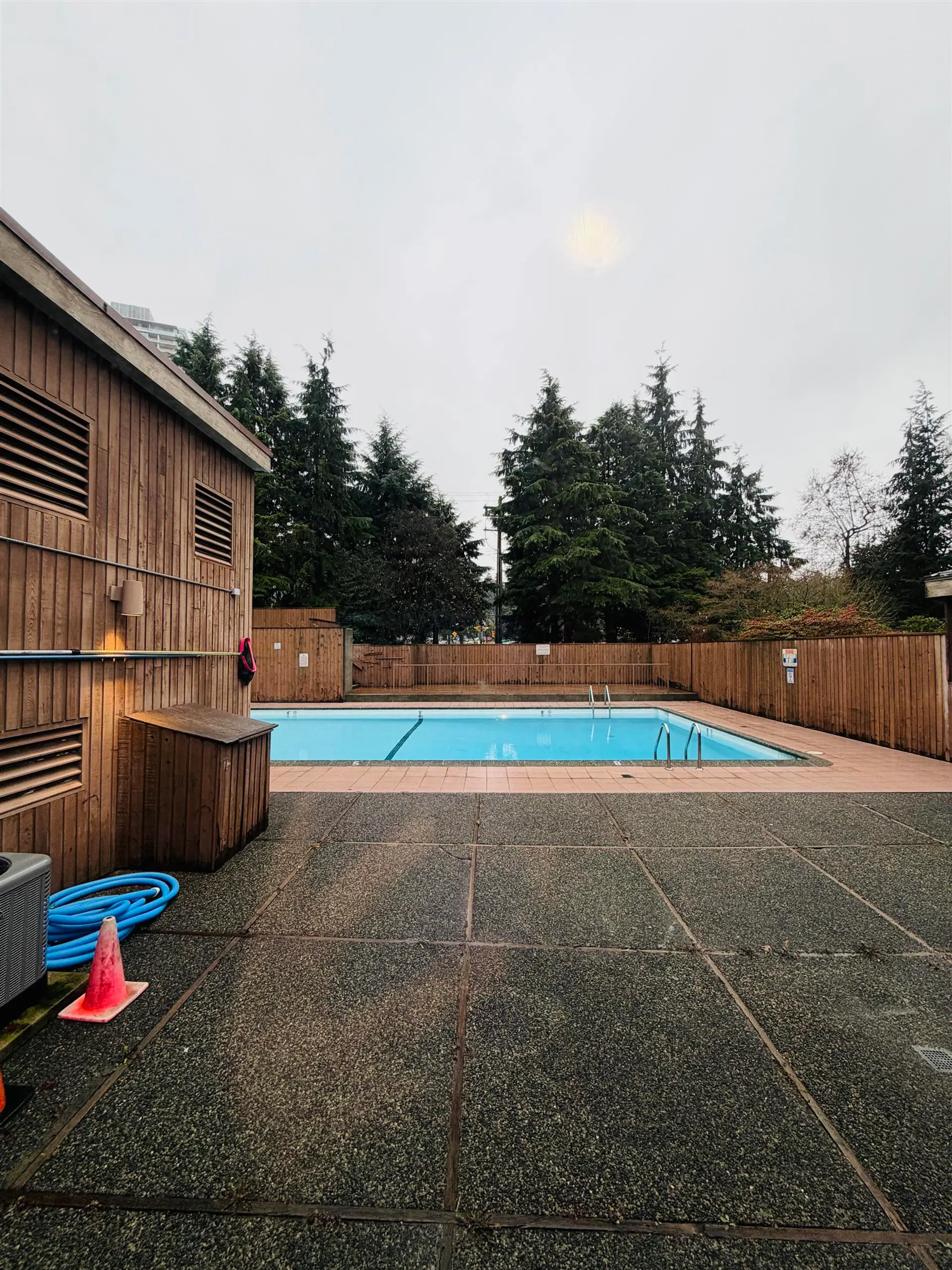 #1802 5645 Barker Avenue - Image 9