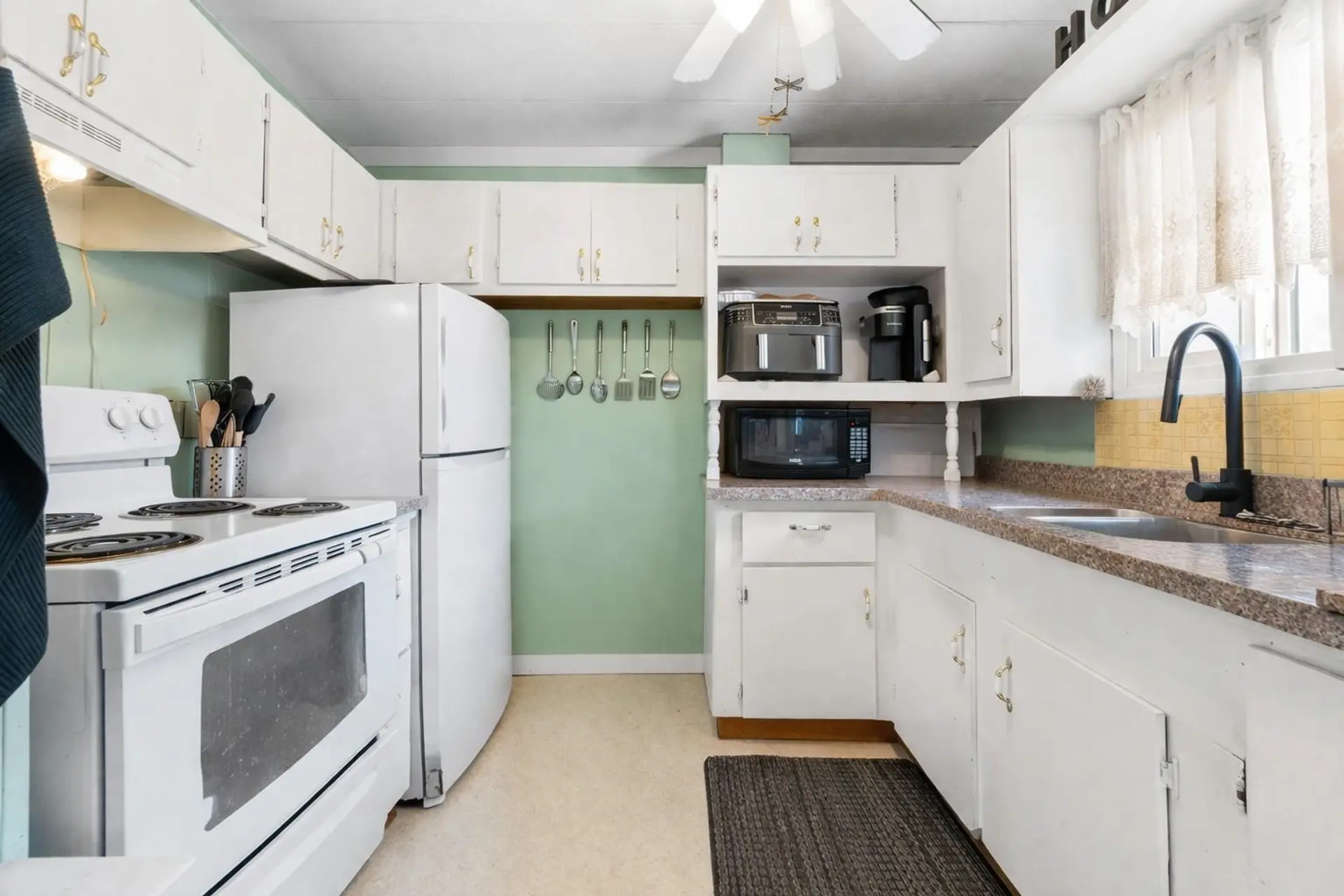 #27 3942 Columbia Valley Road - Image 3