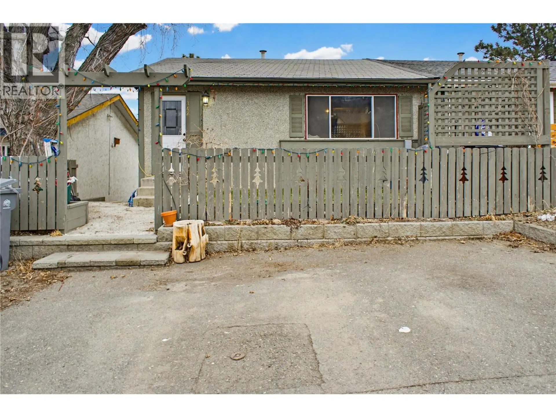 Property at 342 Monmouth Drive, Kamloops, BC