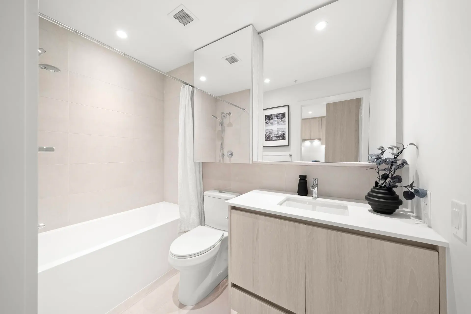 #212 4928 Quebec Street - Image 16