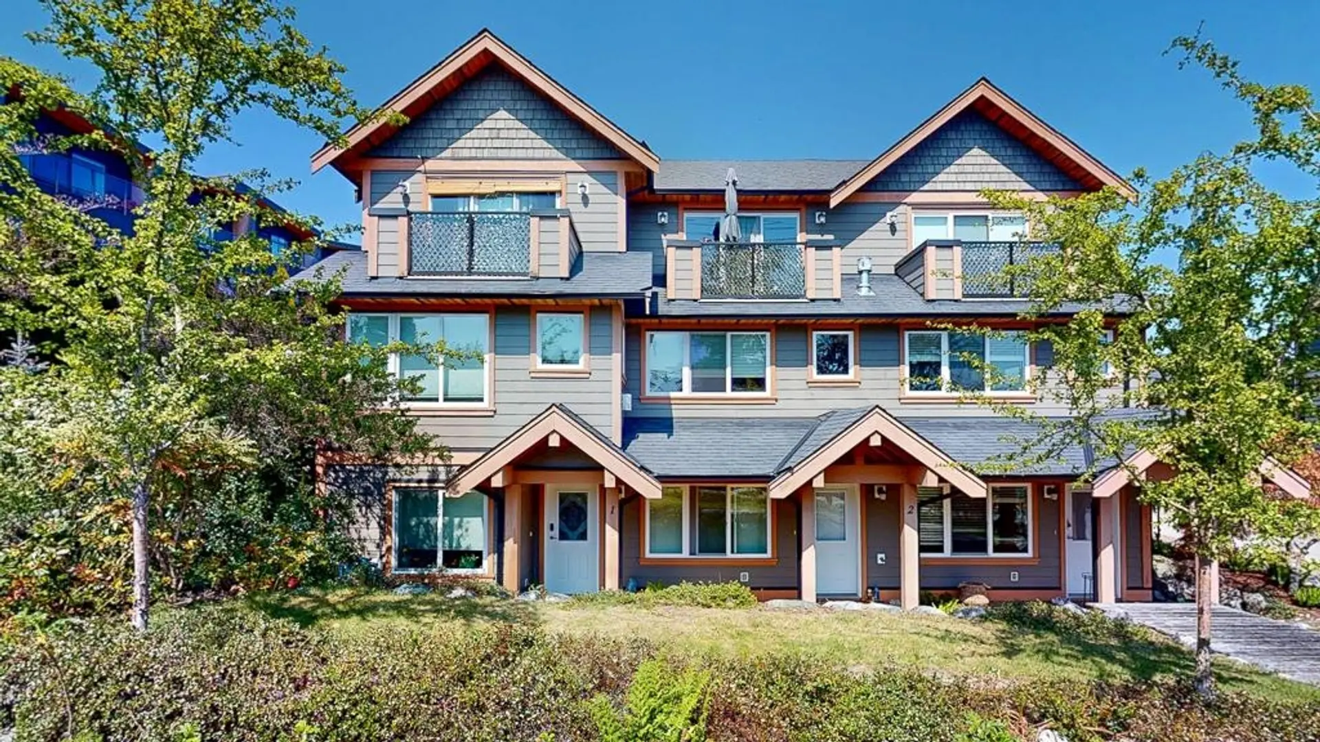 Property at #1 728 Gibsons Way, Gibsons, BC