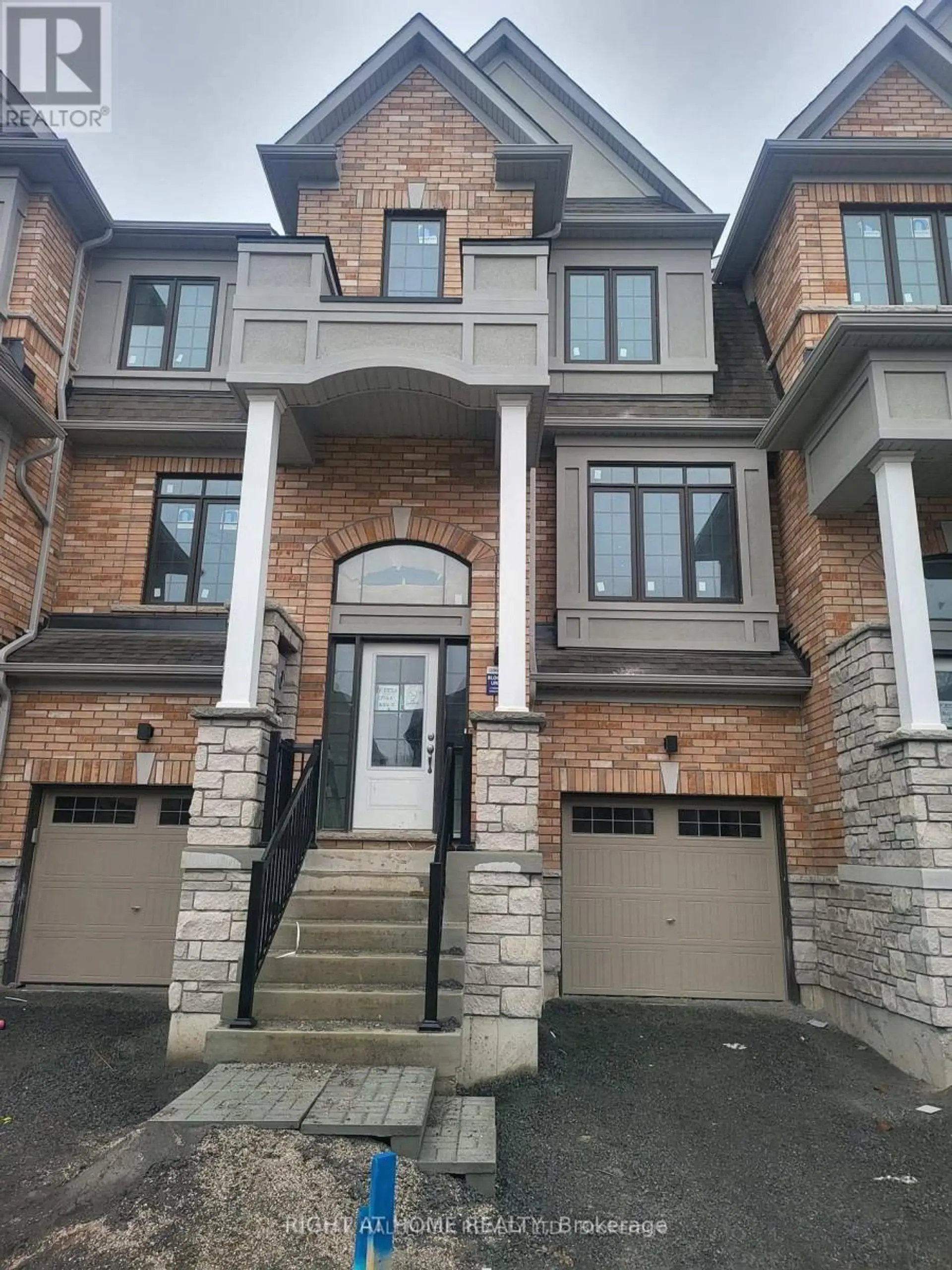 11 FRANK LLOYD WRIGHT STREET - Image 1