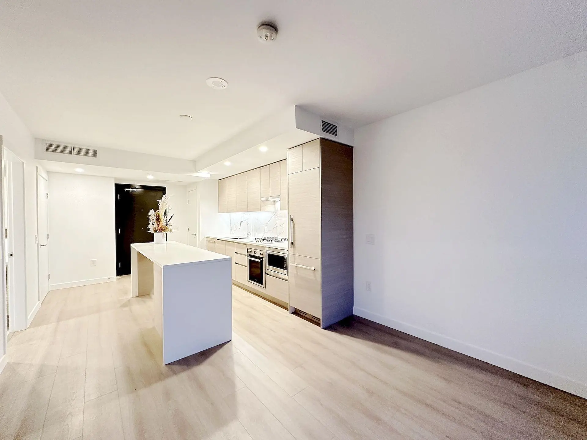 #804 823 Carnarvon Street - Image 15