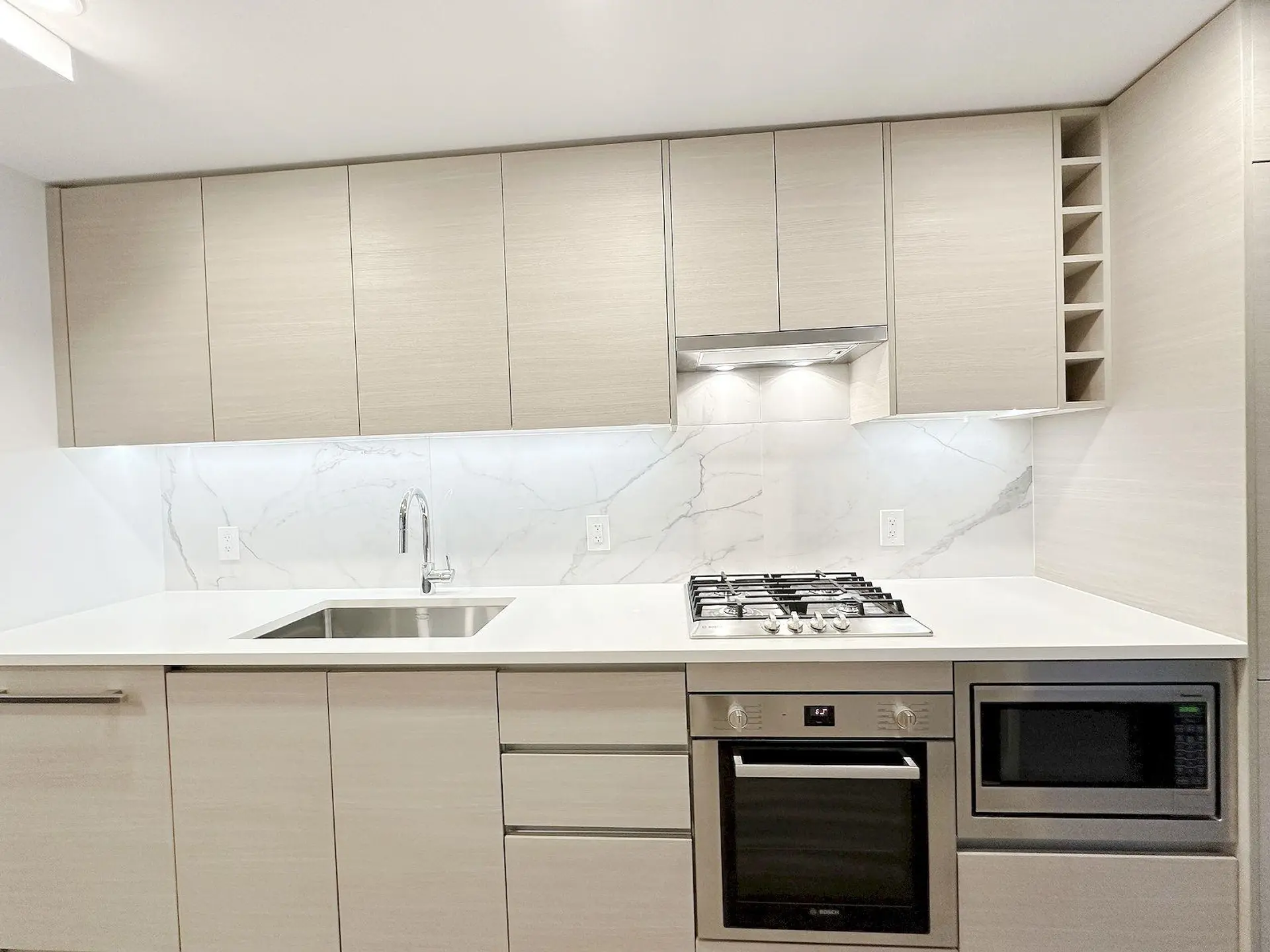 #804 823 Carnarvon Street - Image 4