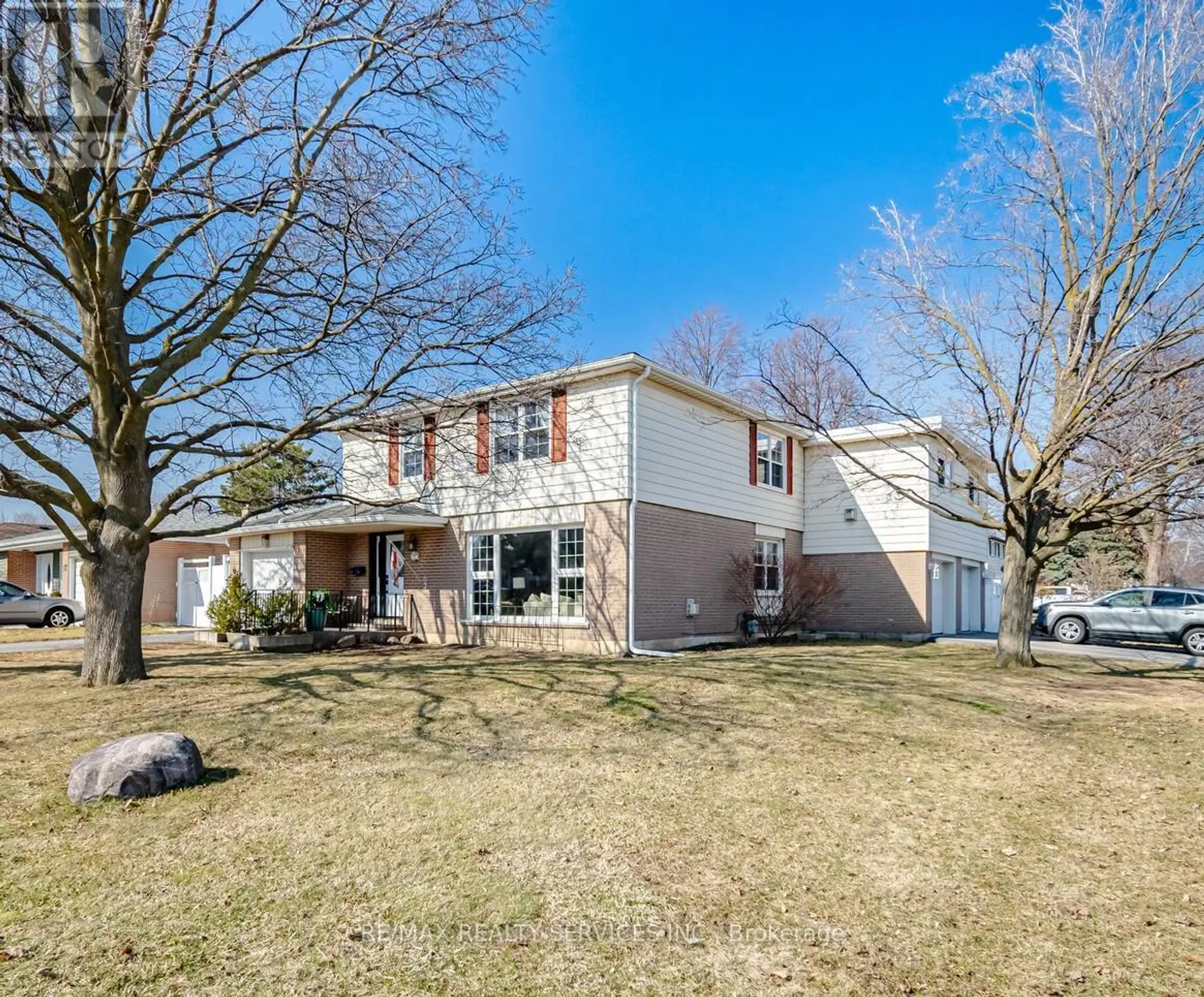 15 BRAEMAR DRIVE - Image 1
