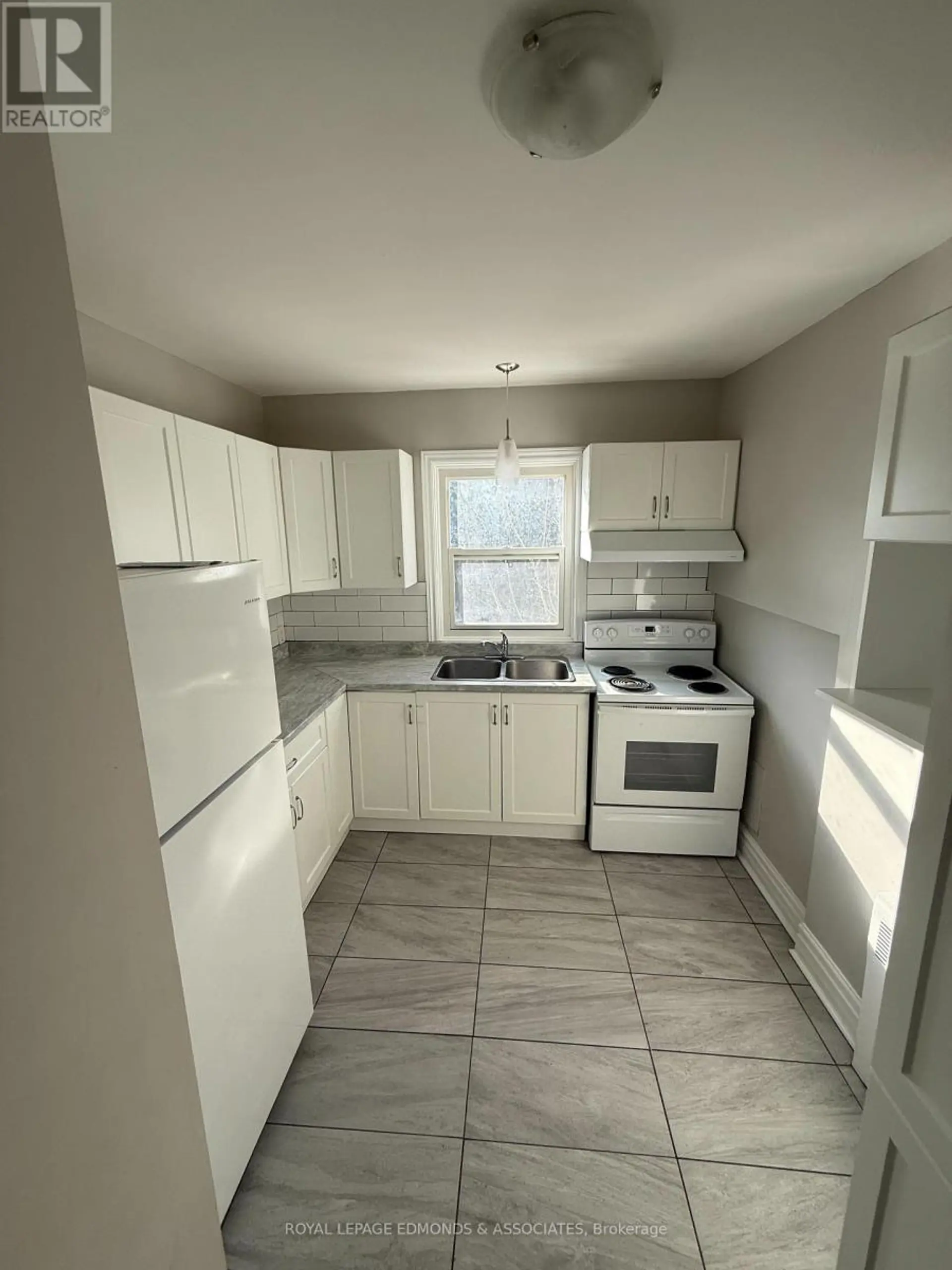 329 RICHELIEU AVENUE - Image 5
