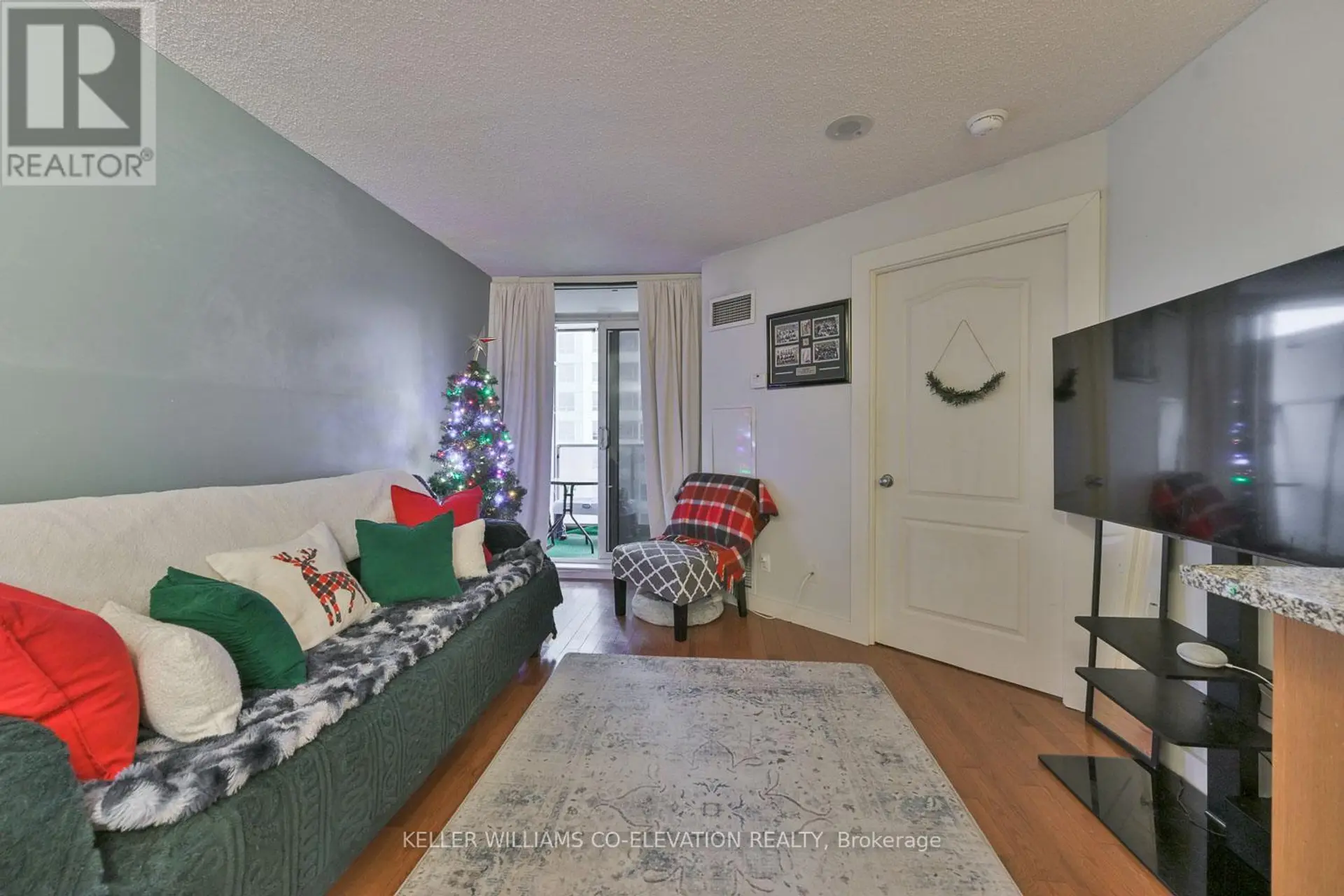 #714 8 REAN DRIVE - Image 12