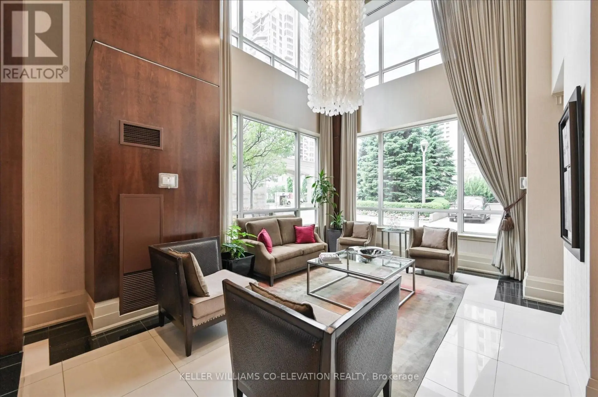 #714 8 REAN DRIVE - Image 3