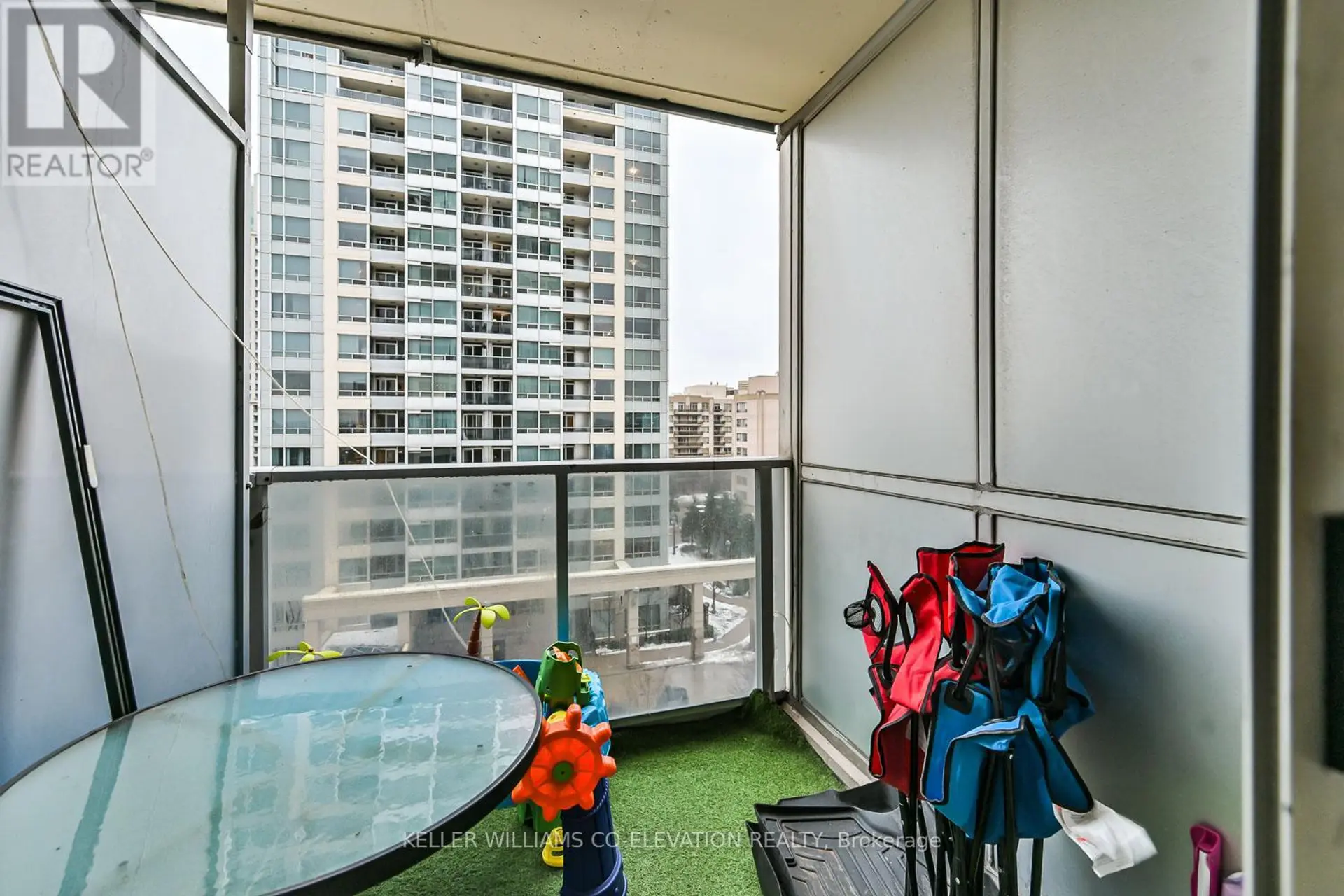 #714 8 REAN DRIVE - Image 7