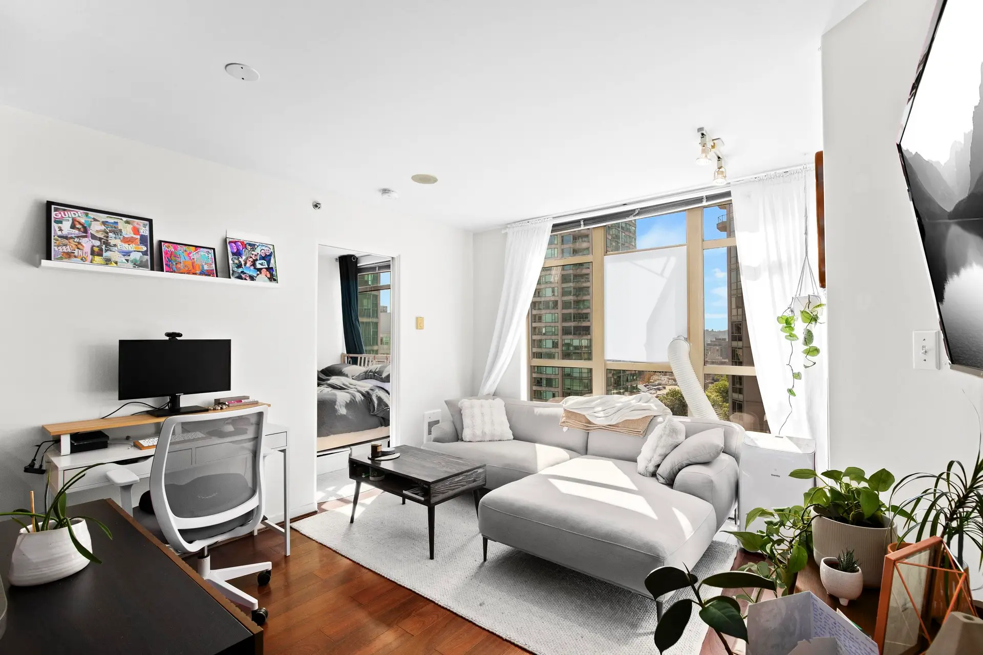 #1105 819 Hamilton Street - Image 9