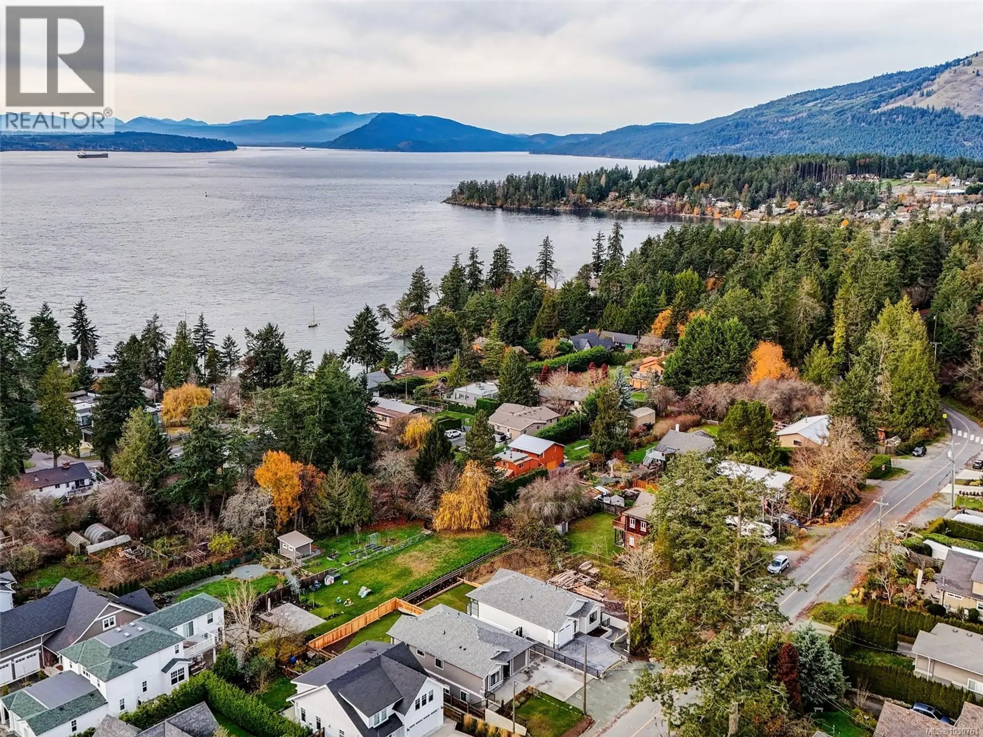 Property at 10950 Chalet Rd, North Saanich, BC
