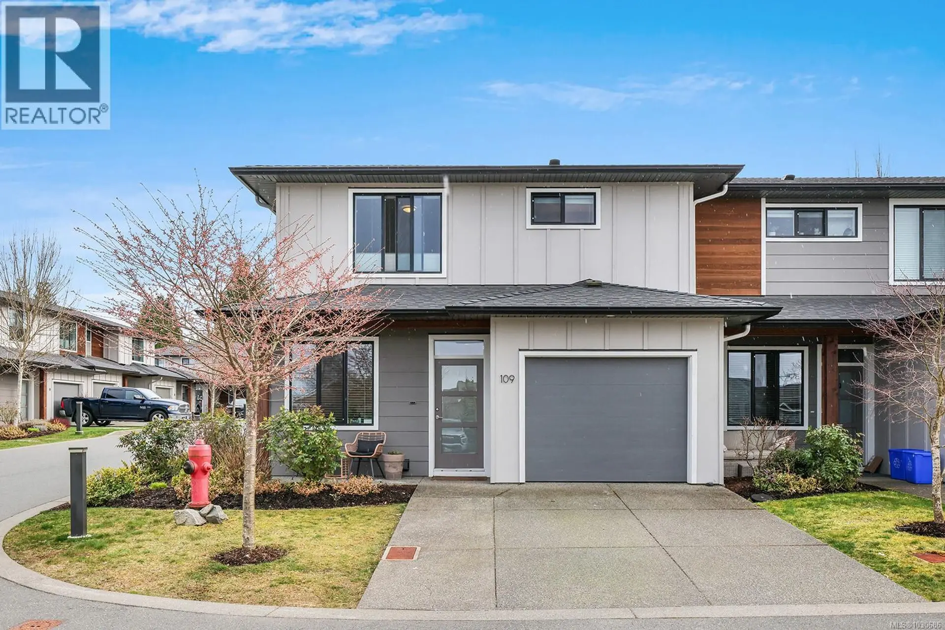 Property at #109 2607 Kendal Ave, Cumberland, BC