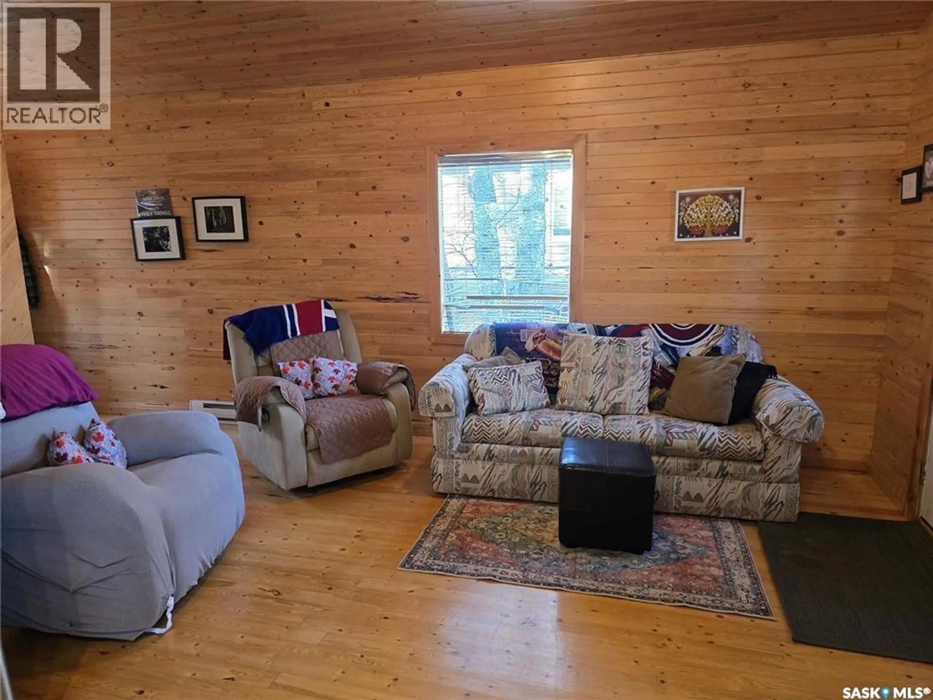 207 PINE DRIVE - Image 8