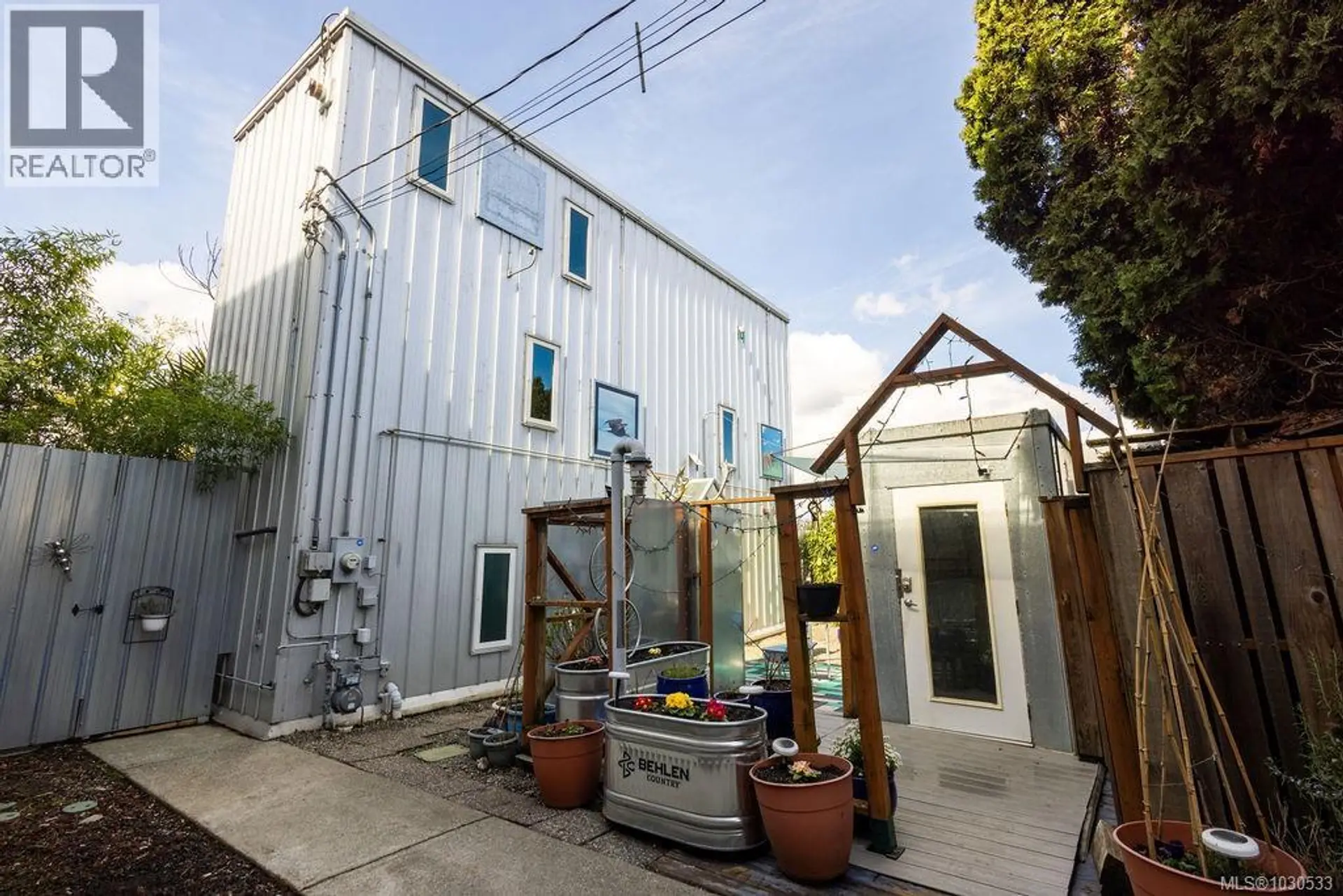 Property at 3112 Steele St, Victoria, BC