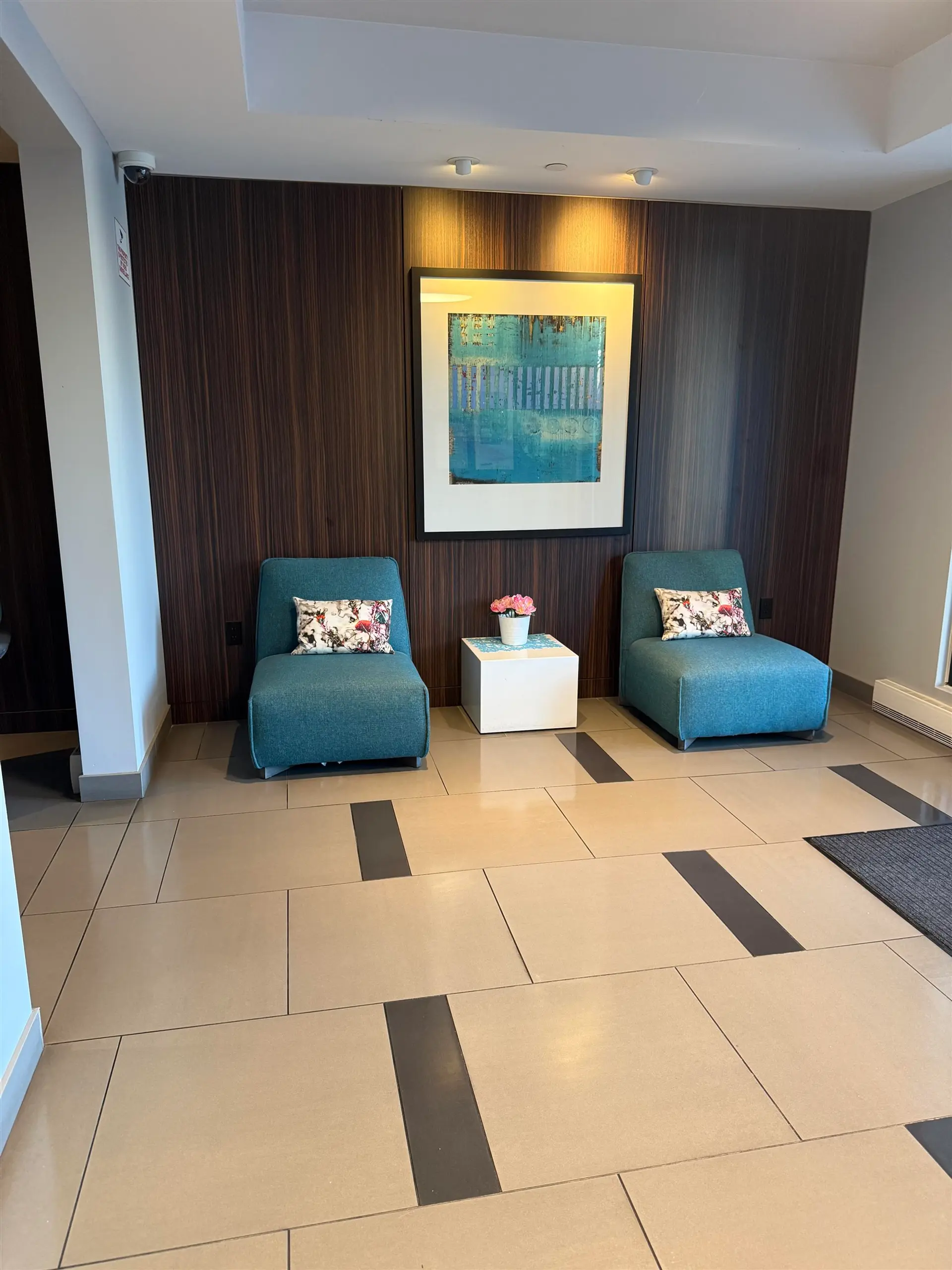 #308 618 Como Lake Avenue - Image 4