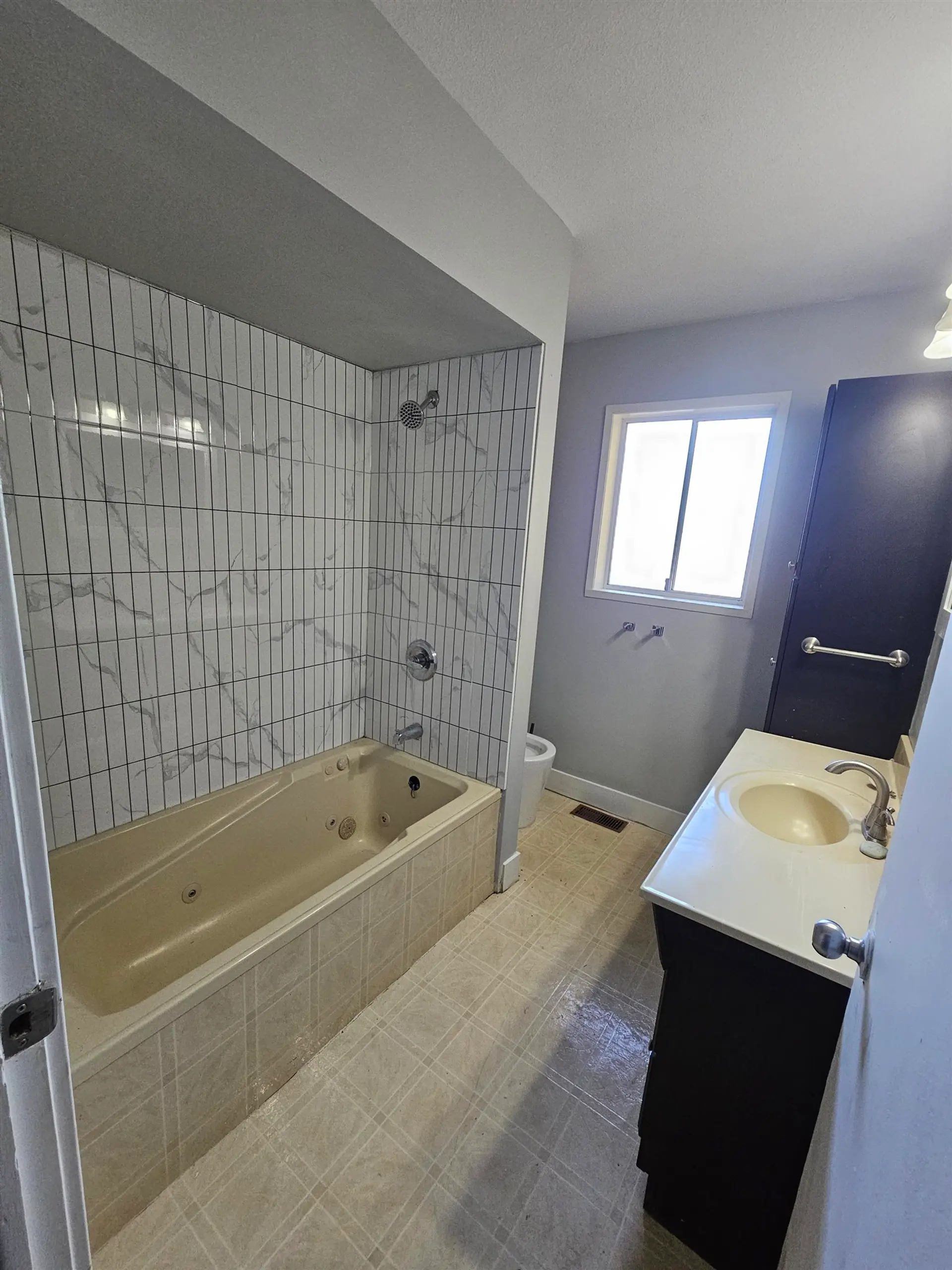 3012 270b Street - Image 12