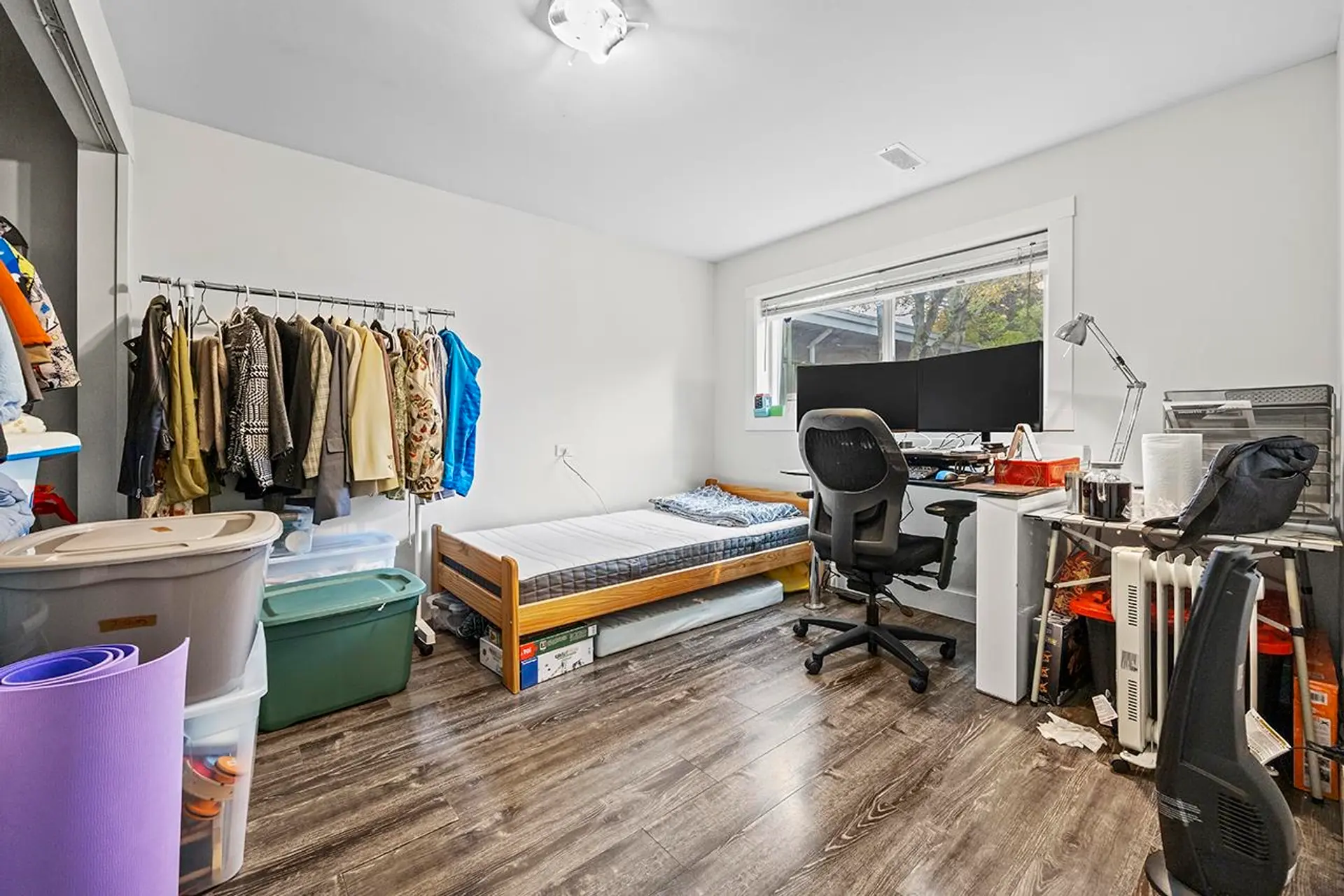 778 E 52nd Avenue - Image 14