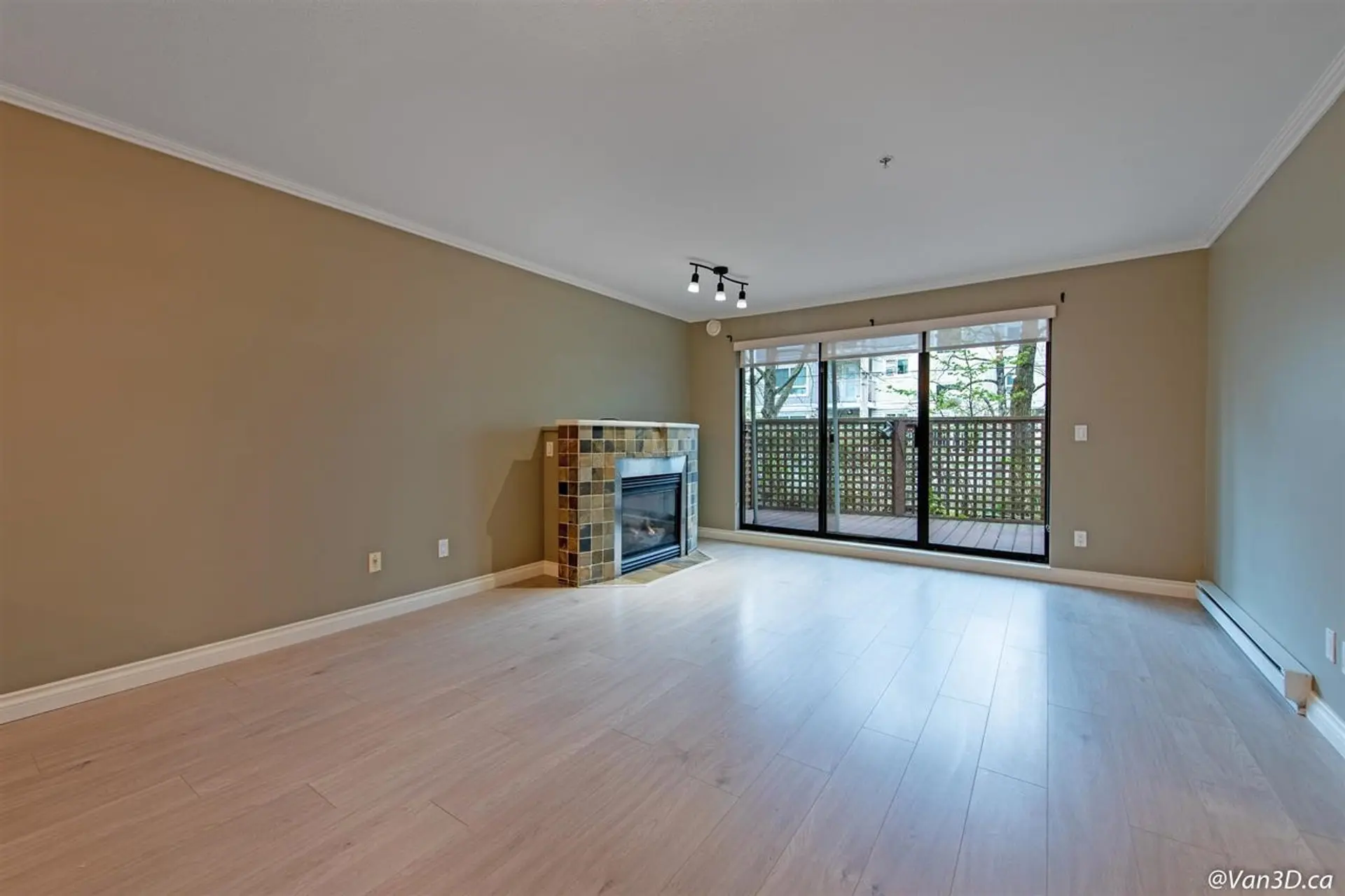 #105 20268 54 Avenue - Image 8