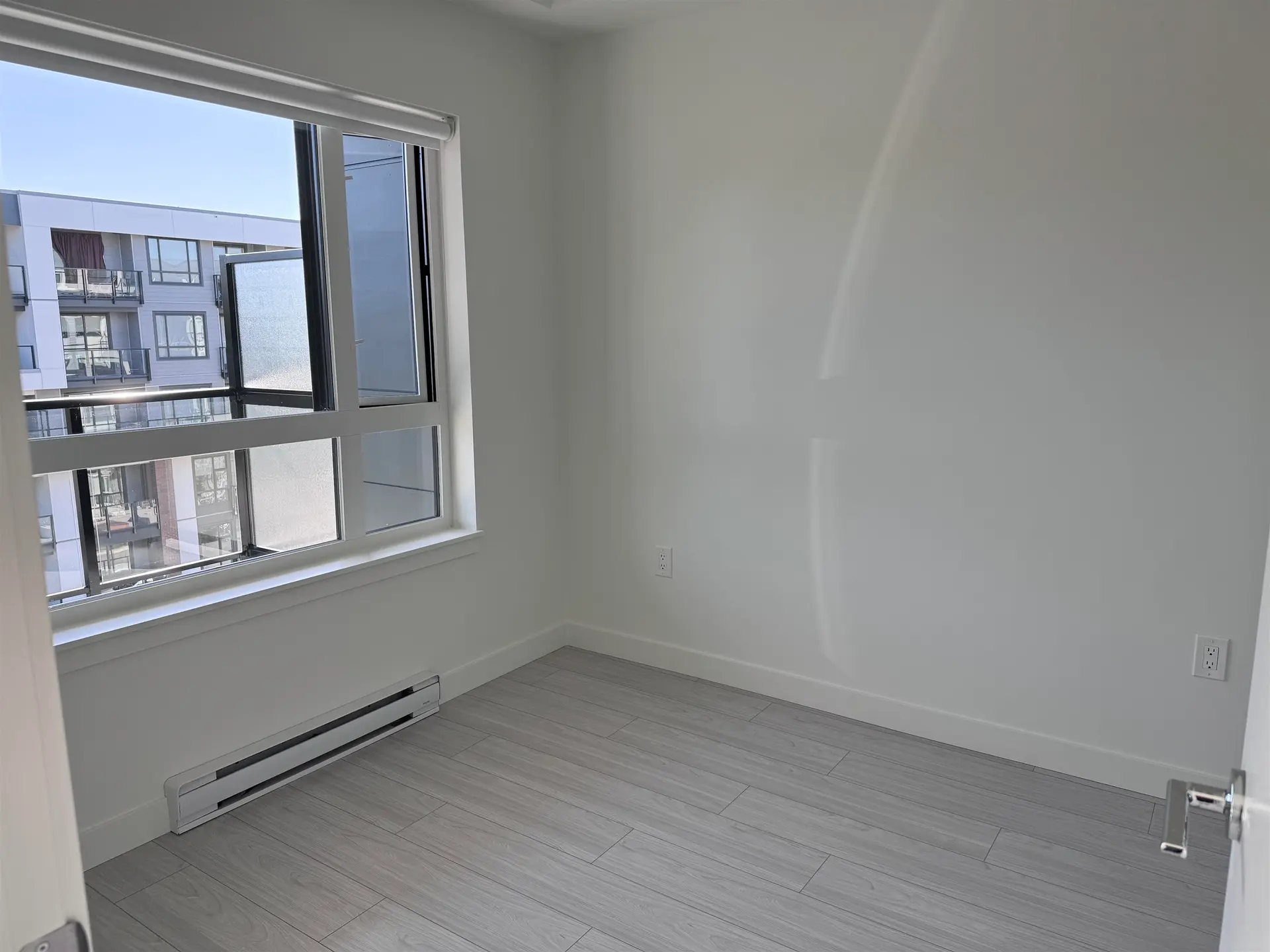 #522 10777 138 Street - Image 4