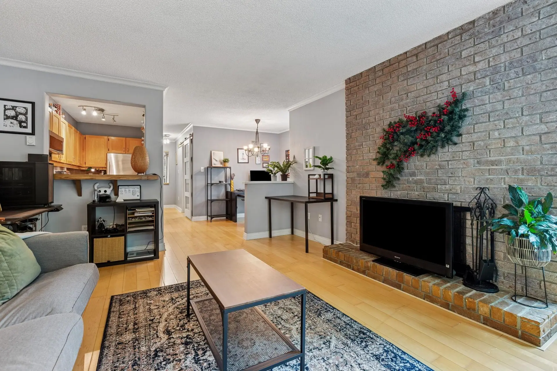 #204 1234 Pendrell Street - Image 4