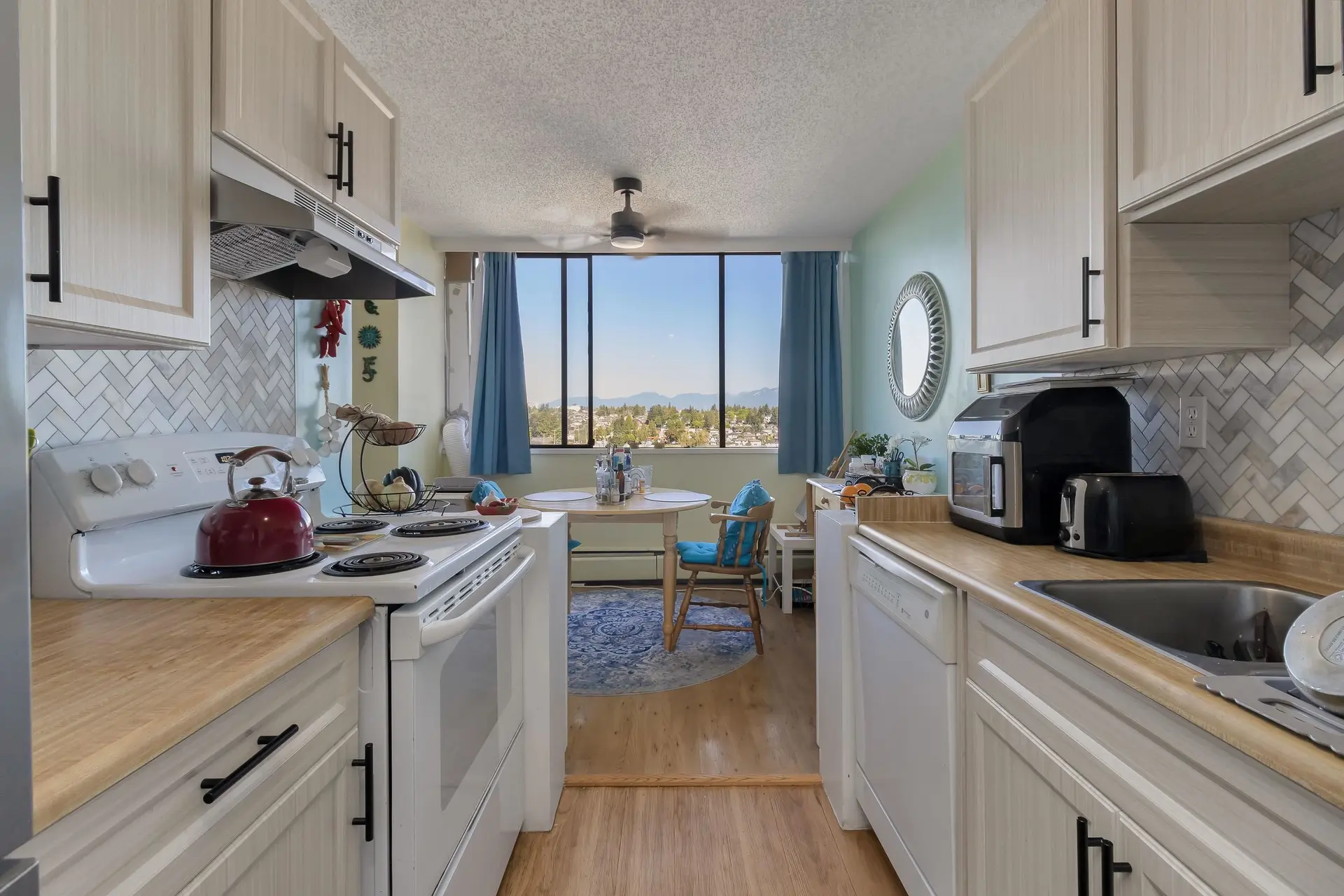#1003 740 Hamilton Street - Image 11
