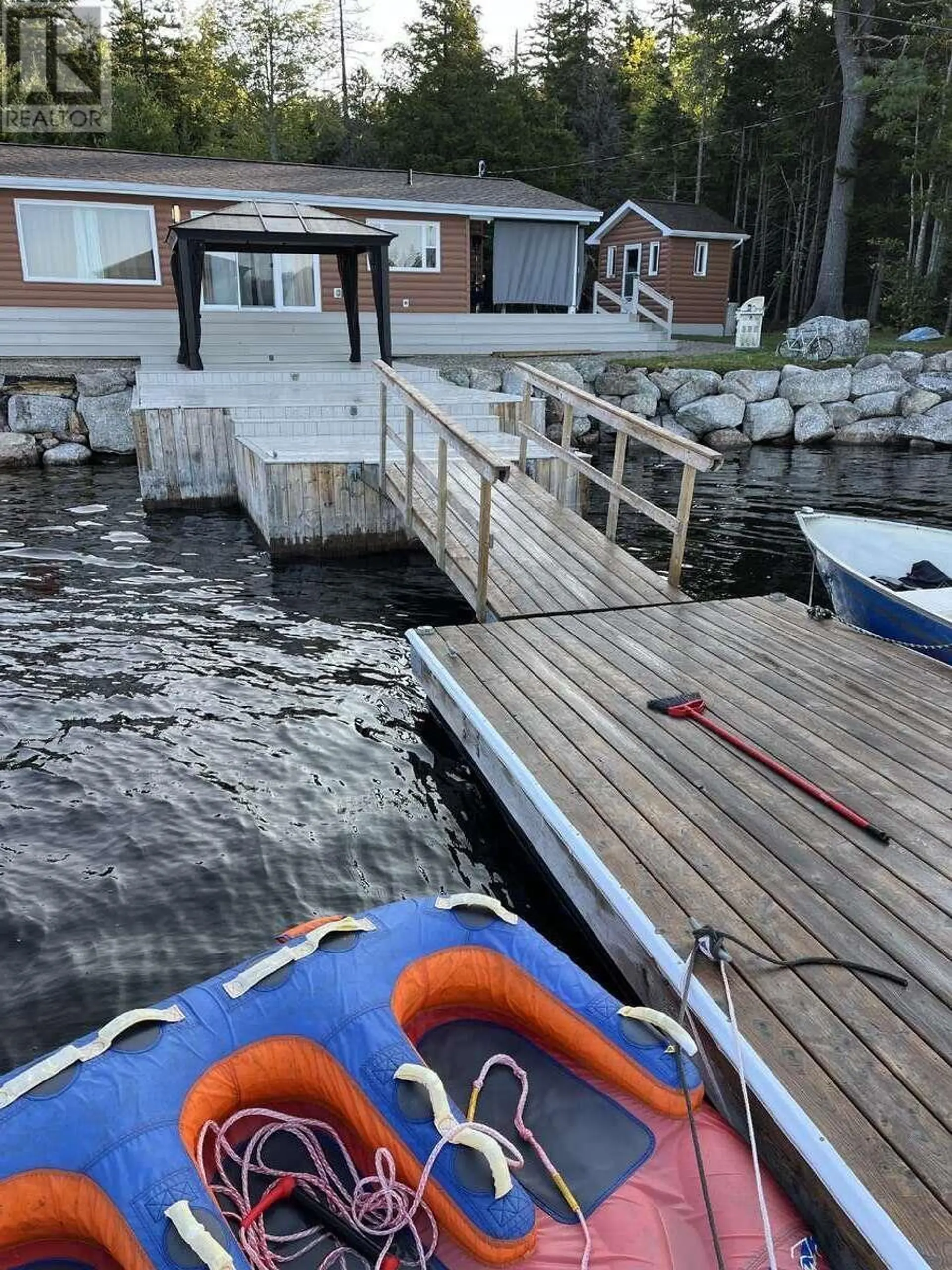815 MILL LAKE ROAD - Image 14